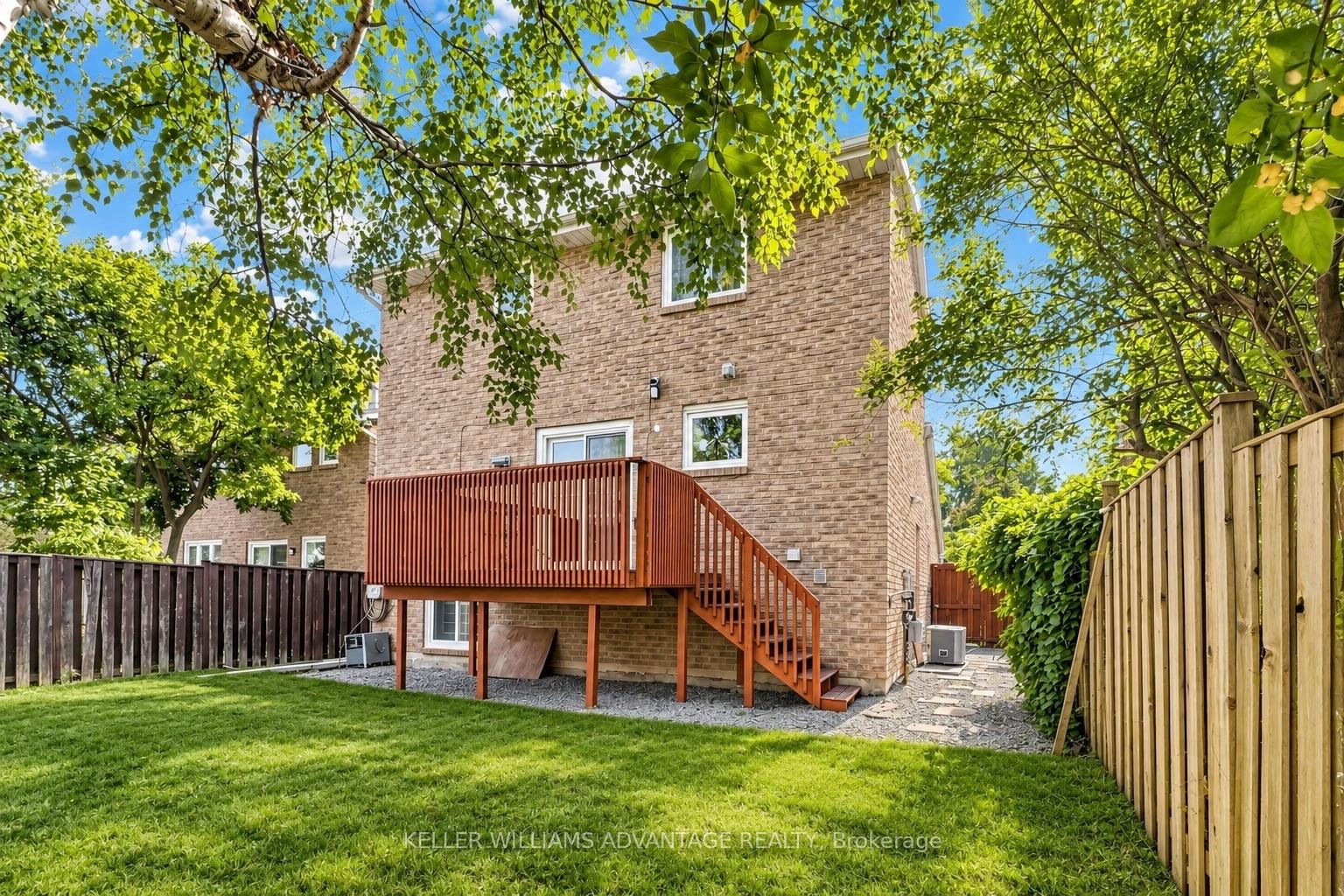 Photo 16 of 58 Ambercroft Boulevard, Scarborough, Steeles — HOMEH