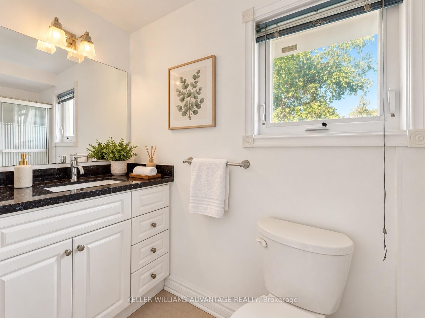 Photo 29 of 58 Ambercroft Boulevard, Scarborough, Steeles — HOMEH