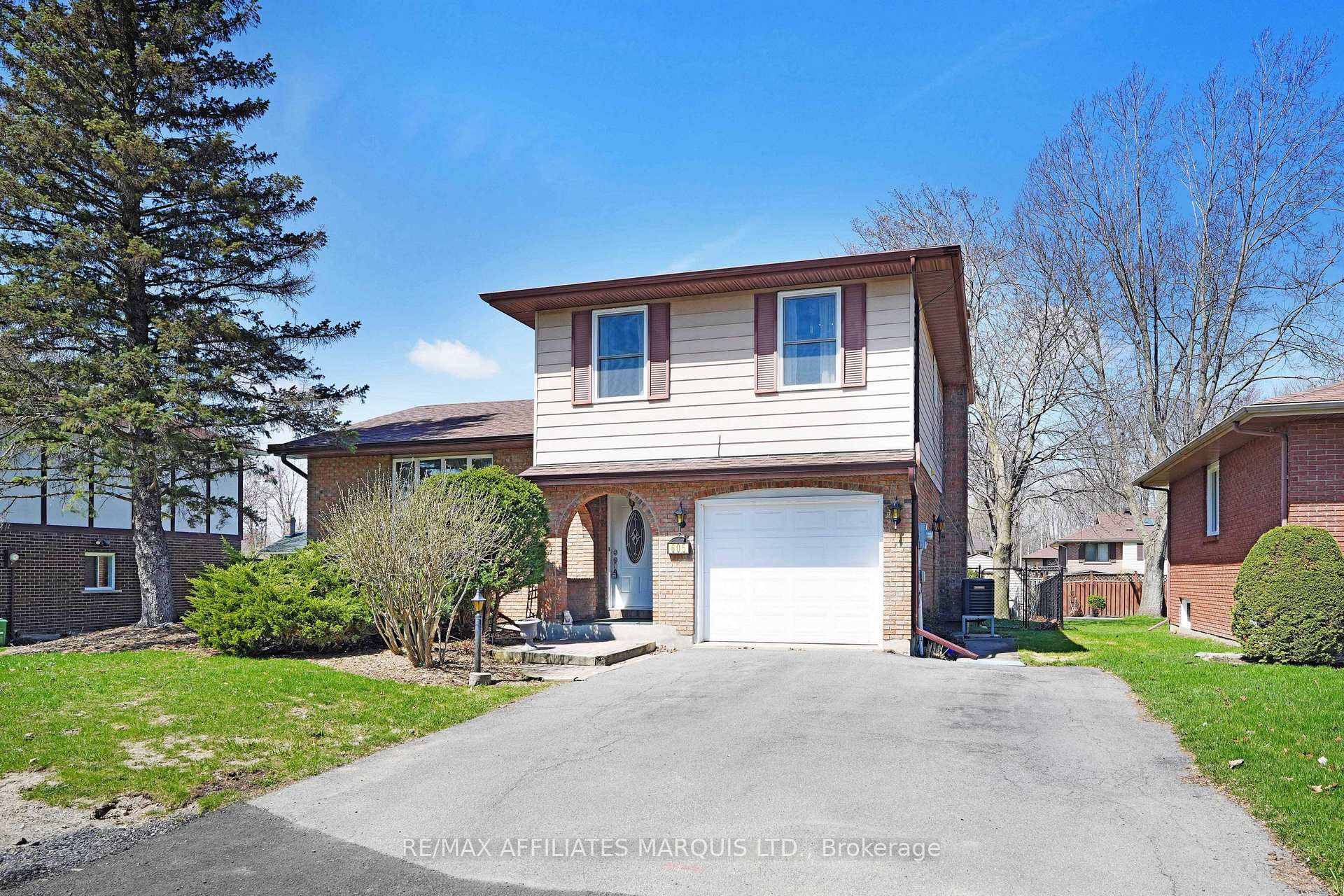 Photo 3 of 605 Kirkwood Street, Cornwall, Cornwall — HOMEH