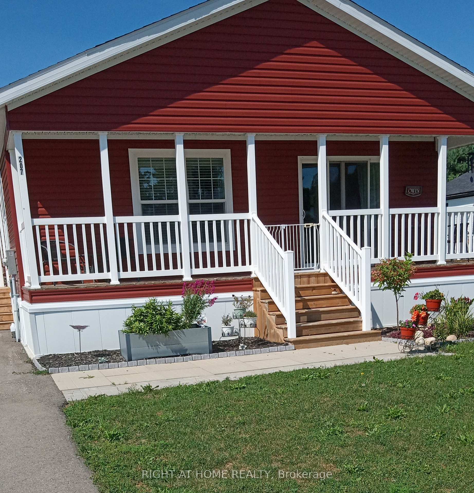 Photo of 207 spruce Street