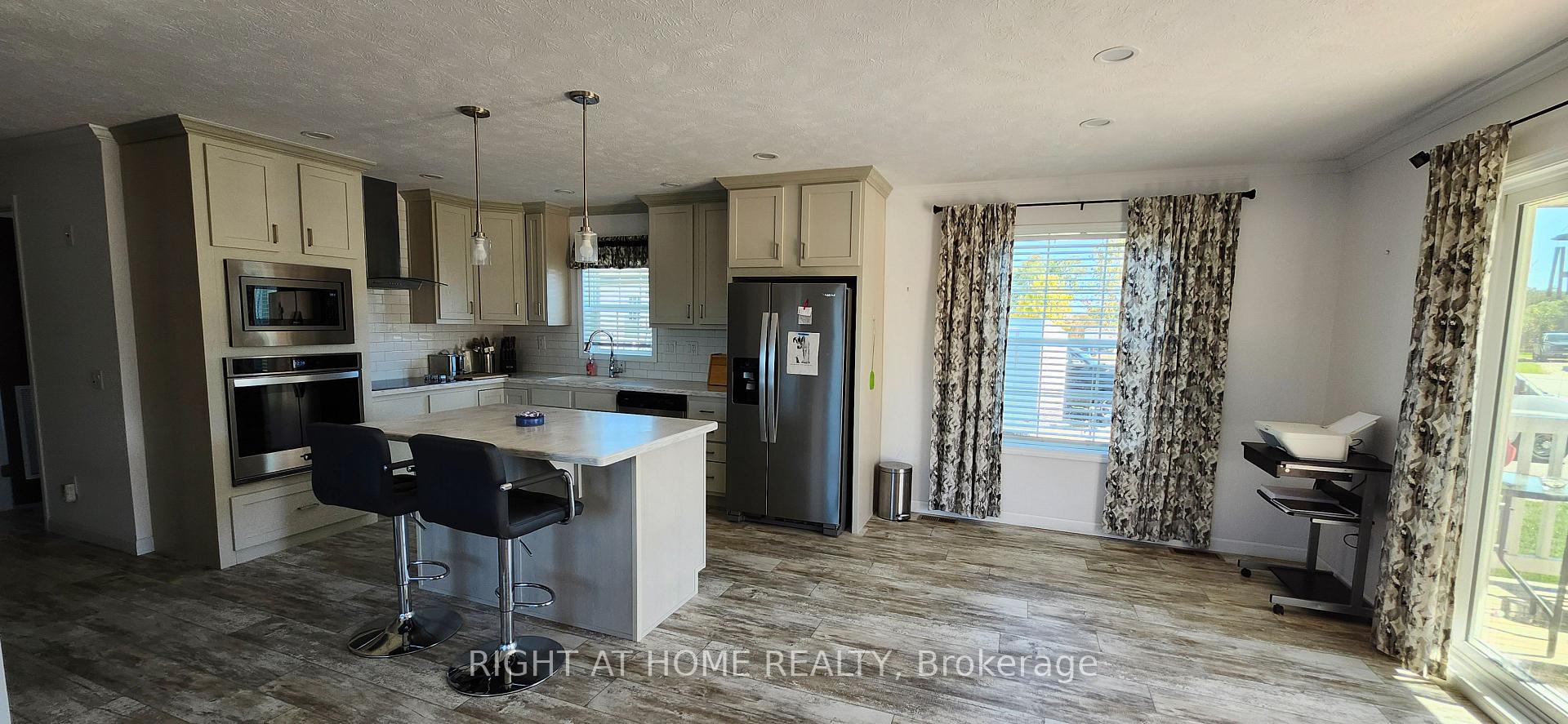 Photo 5 of 207 spruce Street, Hanover — HOMEH