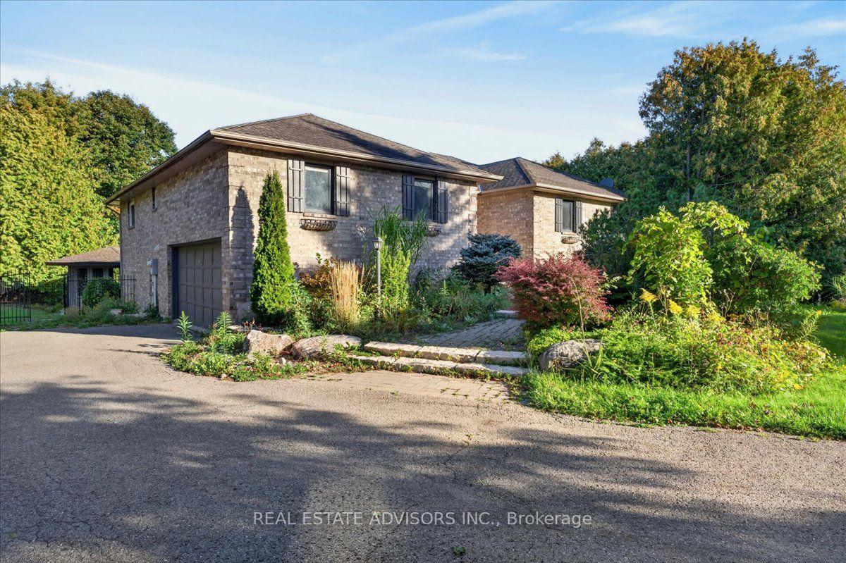 Photo 6 of 19 Mcconachie Crescent, Caledon, Rural Caledon — HOMEH
