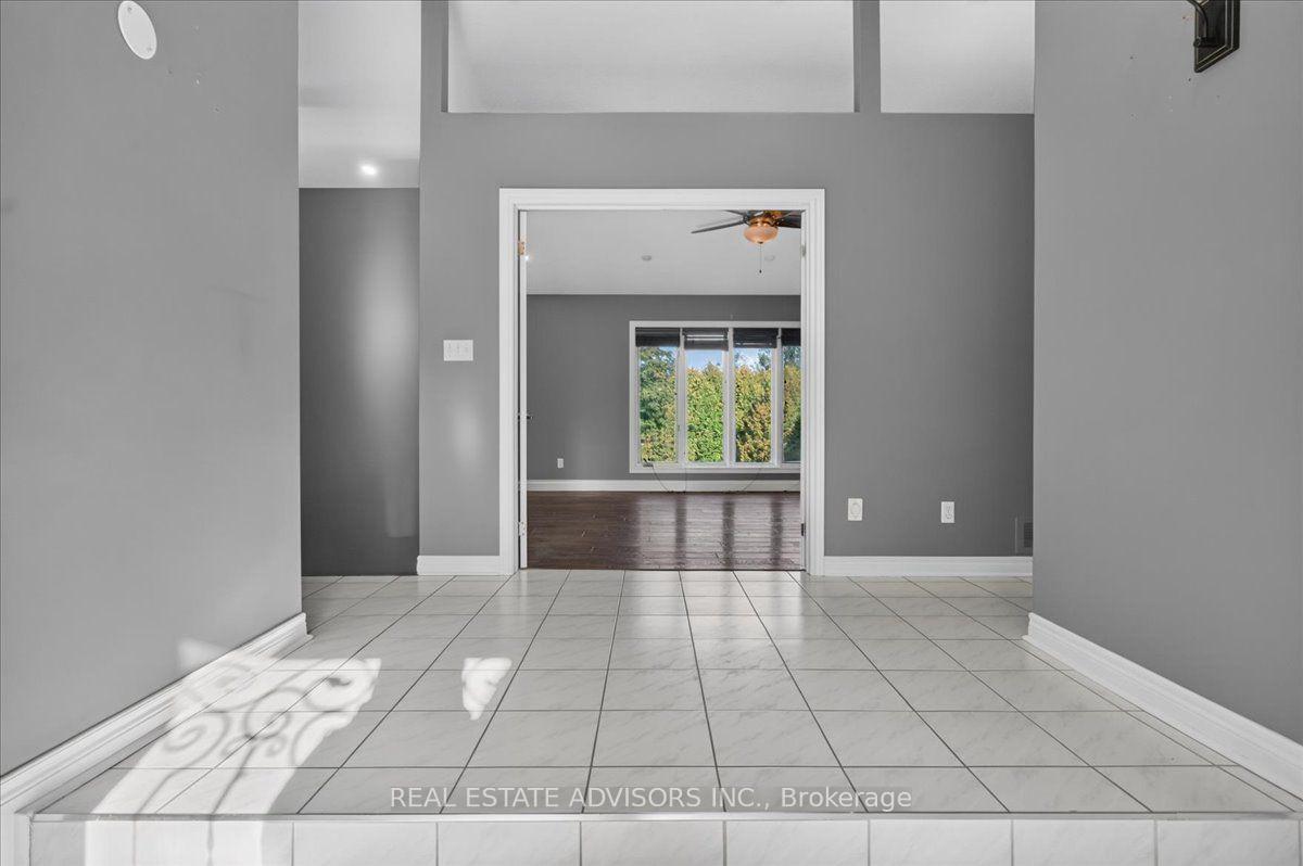 Photo 22 of 19 Mcconachie Crescent, Caledon, Rural Caledon — HOMEH