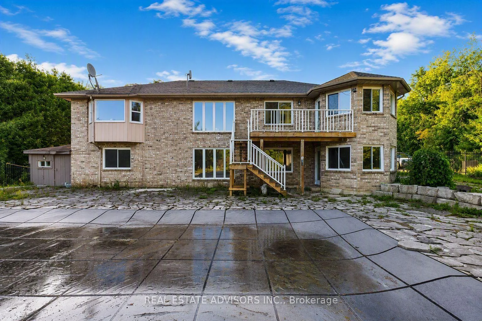 Photo 7 of 19 Mcconachie Crescent, Caledon, Rural Caledon — HOMEH