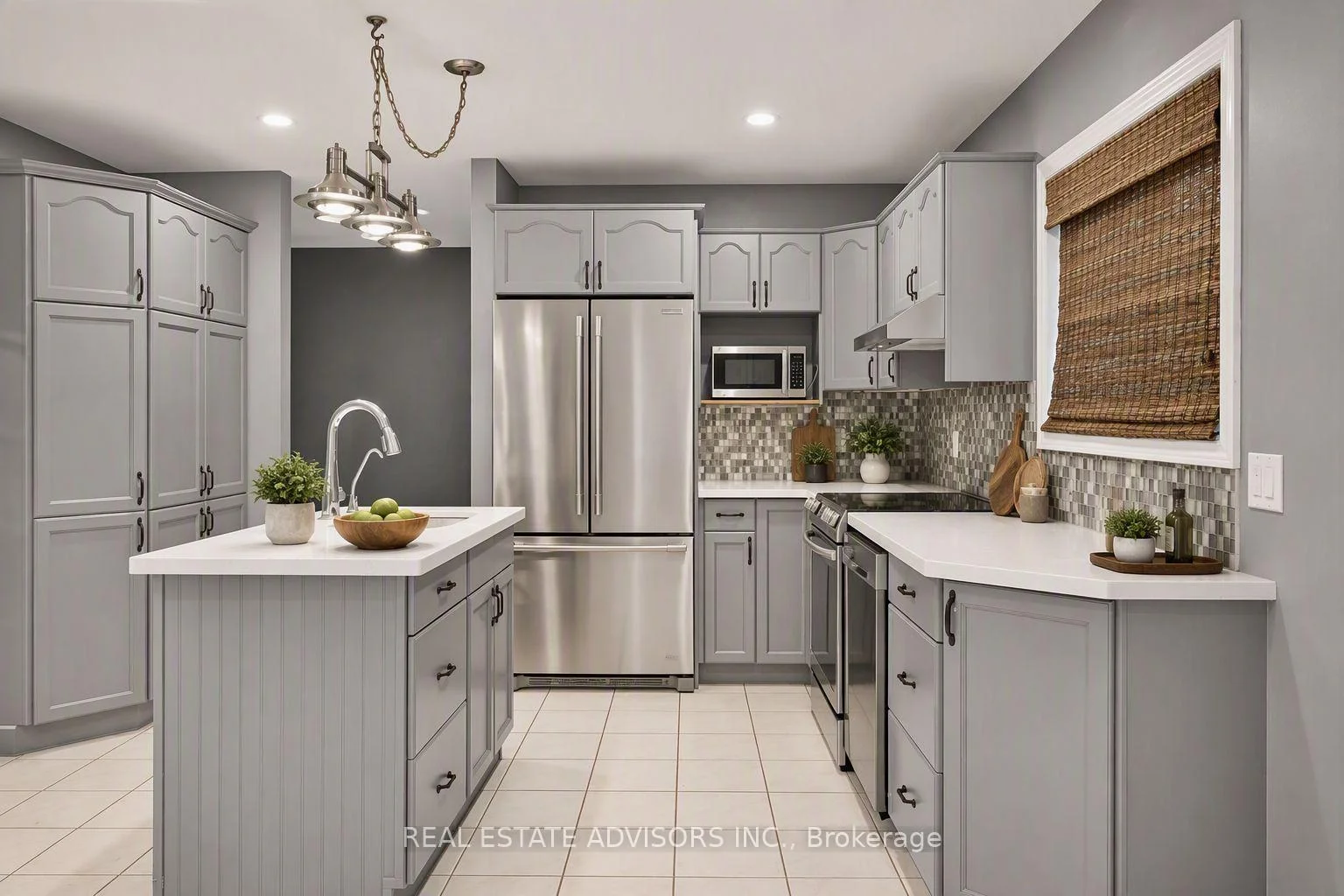 Photo 15 of 19 Mcconachie Crescent, Caledon, Rural Caledon — HOMEH