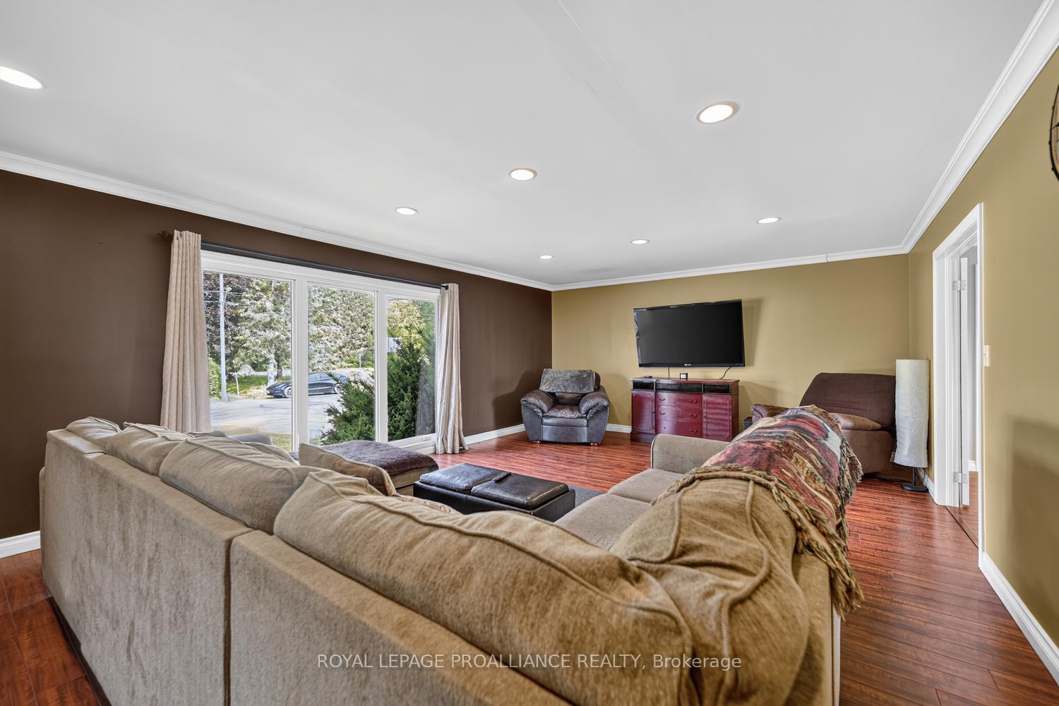 Photo 14 of 43 Alta Vista Drive, Augusta, Augusta Twp — HOMEH