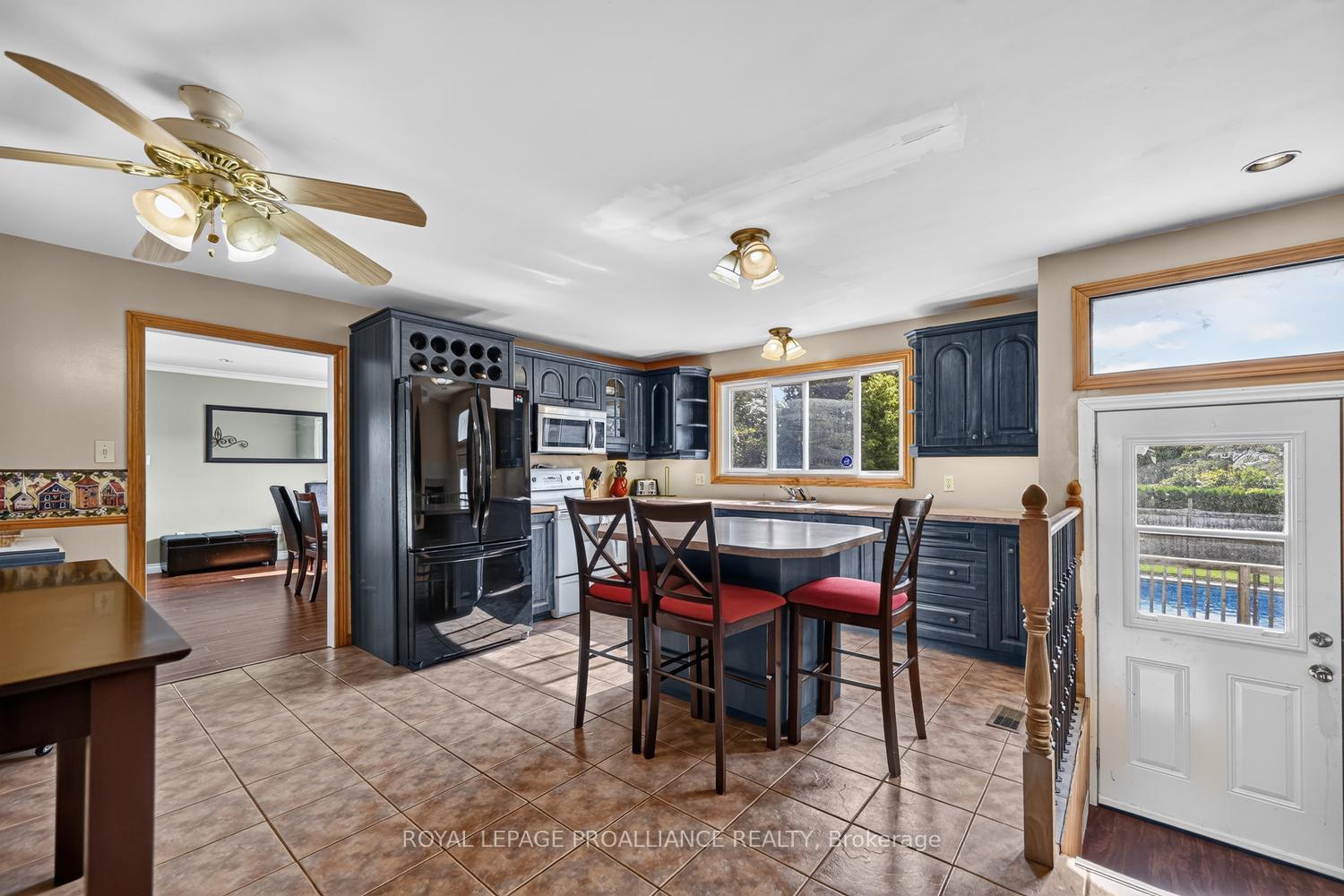 Photo 18 of 43 Alta Vista Drive, Augusta, Augusta Twp — HOMEH