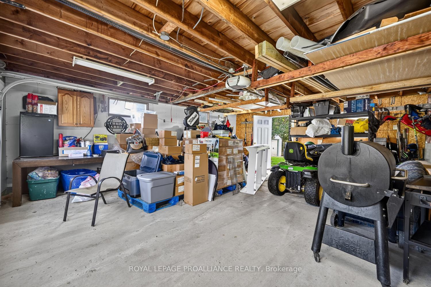 Photo 32 of 43 Alta Vista Drive, Augusta, Augusta Twp — HOMEH