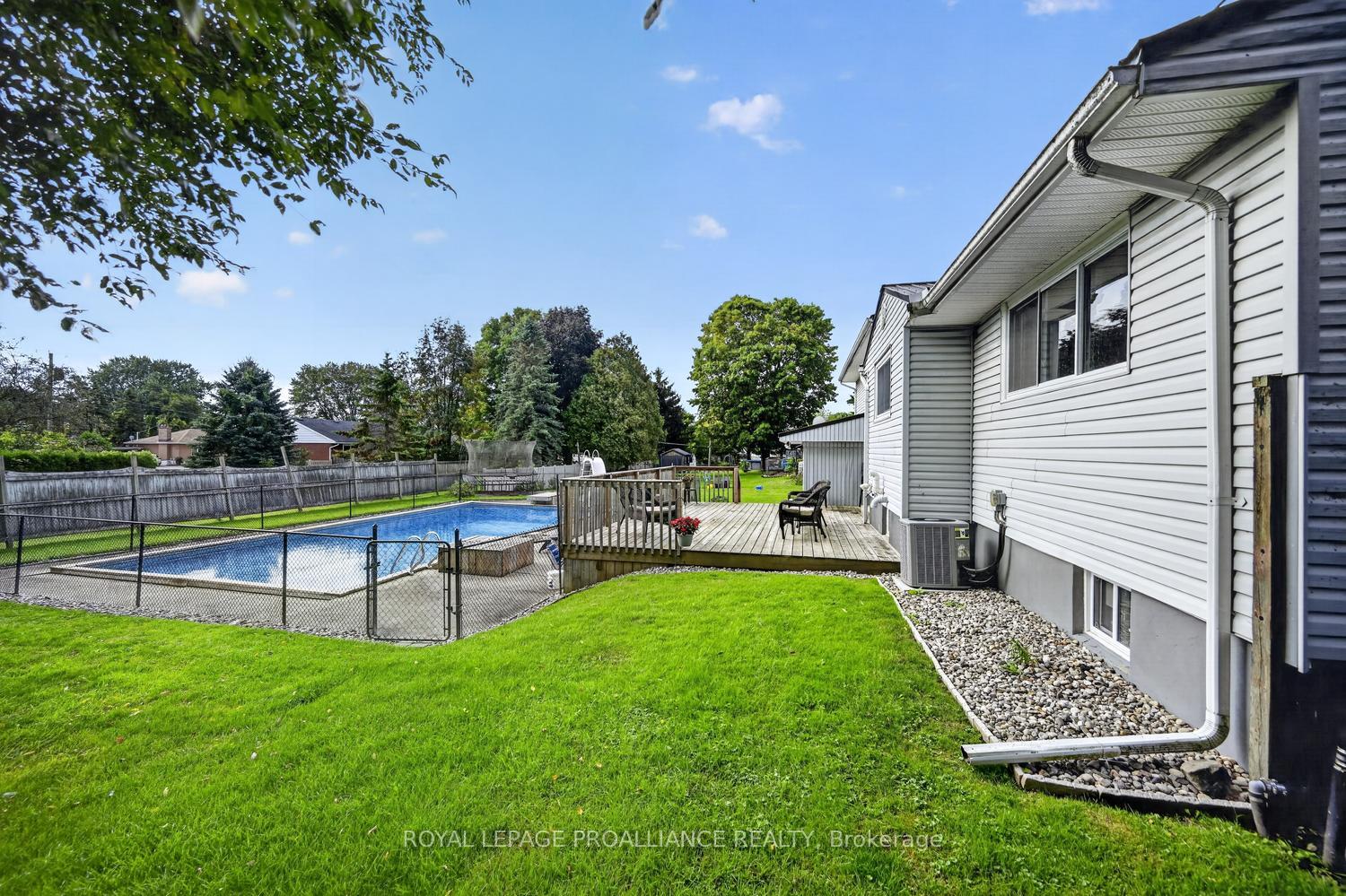 Photo 36 of 43 Alta Vista Drive, Augusta, Augusta Twp — HOMEH