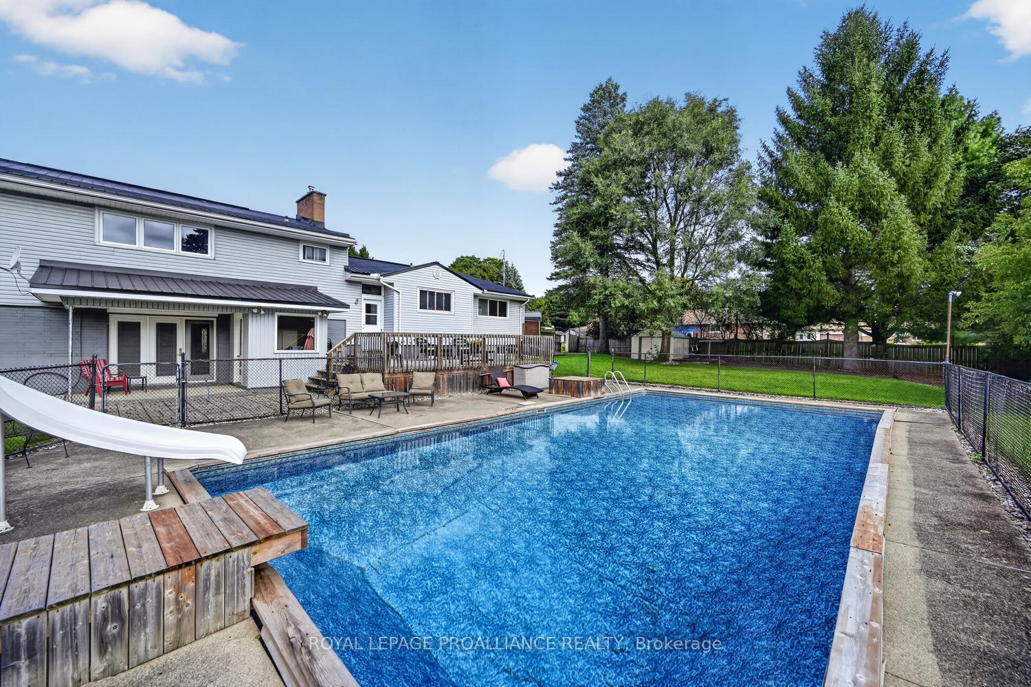 Photo 37 of 43 Alta Vista Drive, Augusta, Augusta Twp — HOMEH