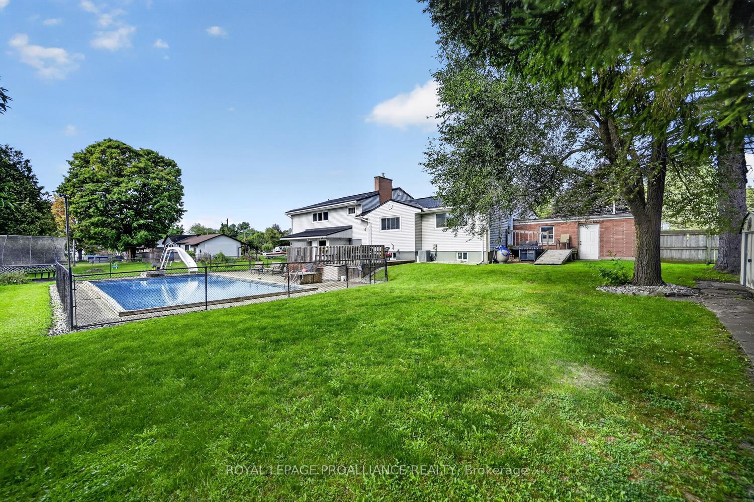 Photo 41 of 43 Alta Vista Drive, Augusta, Augusta Twp — HOMEH