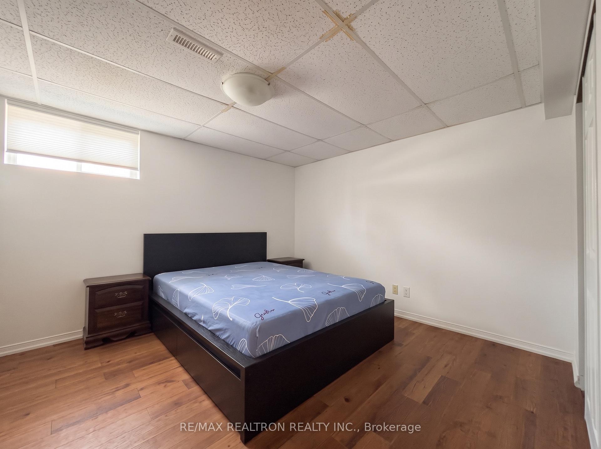 Photo 5 of 47 Nightstar Drive, Richmond Hill, Observatory — HOMEH