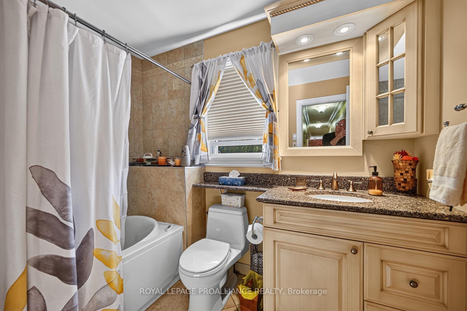 Photo 18 of 4709 Corbett Street, Augusta, Augusta Twp — HOMEH