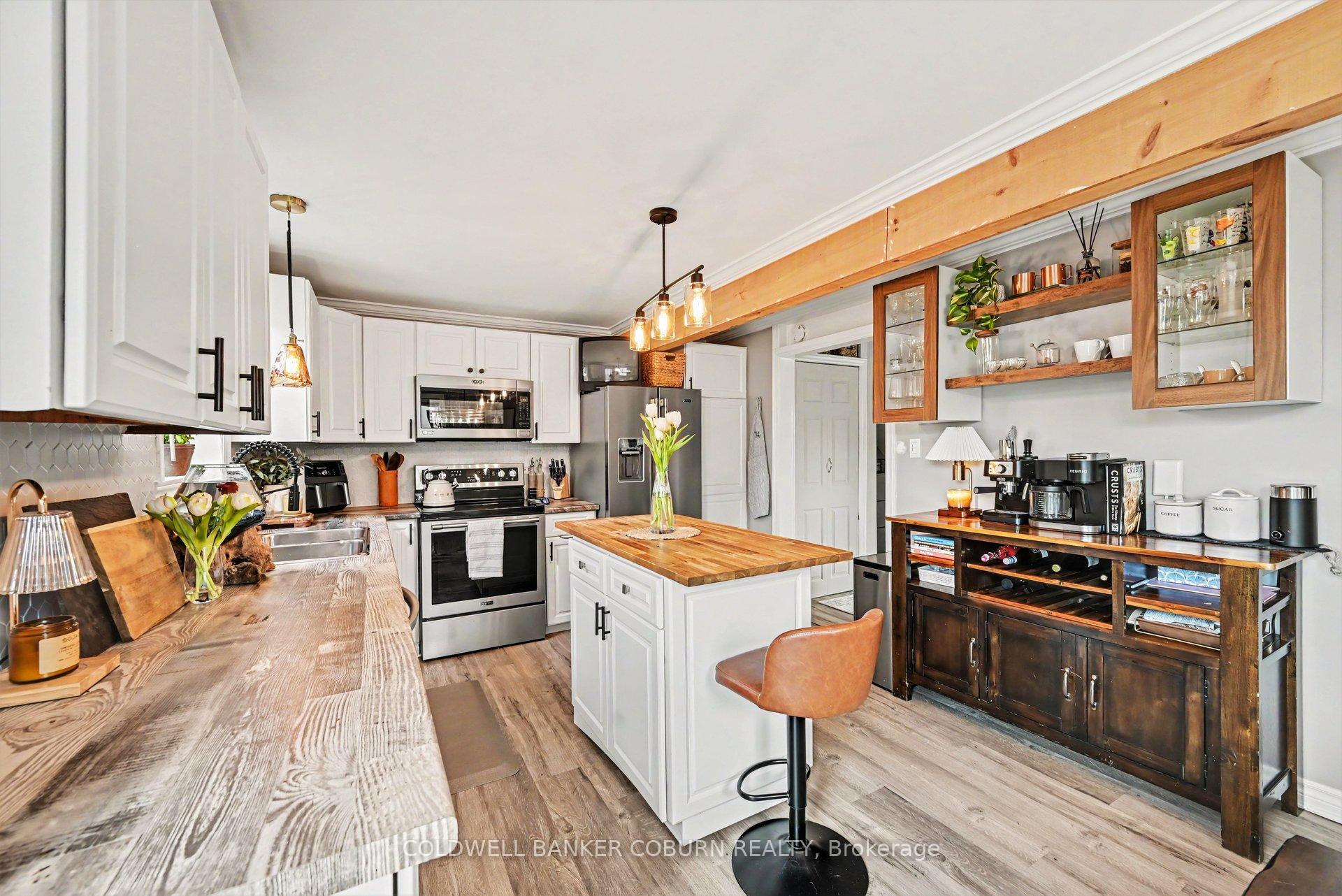 Photo 14 of 1412 Cumberland Street, Cornwall, Cornwall — HOMEH