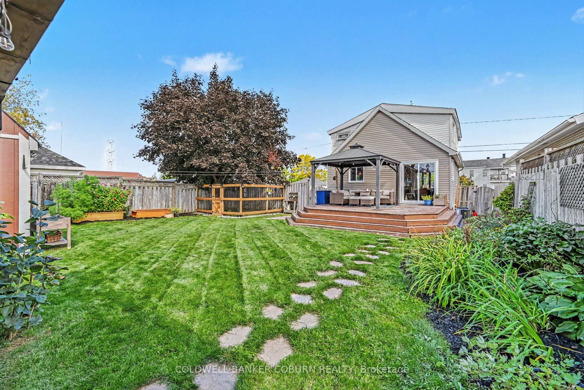Photo 30 of 1412 Cumberland Street, Cornwall, Cornwall — HOMEH