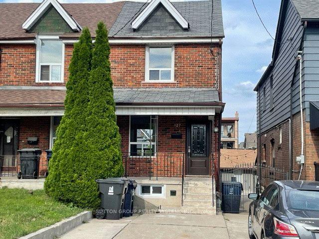Photo of 127 Bristol Avenue
