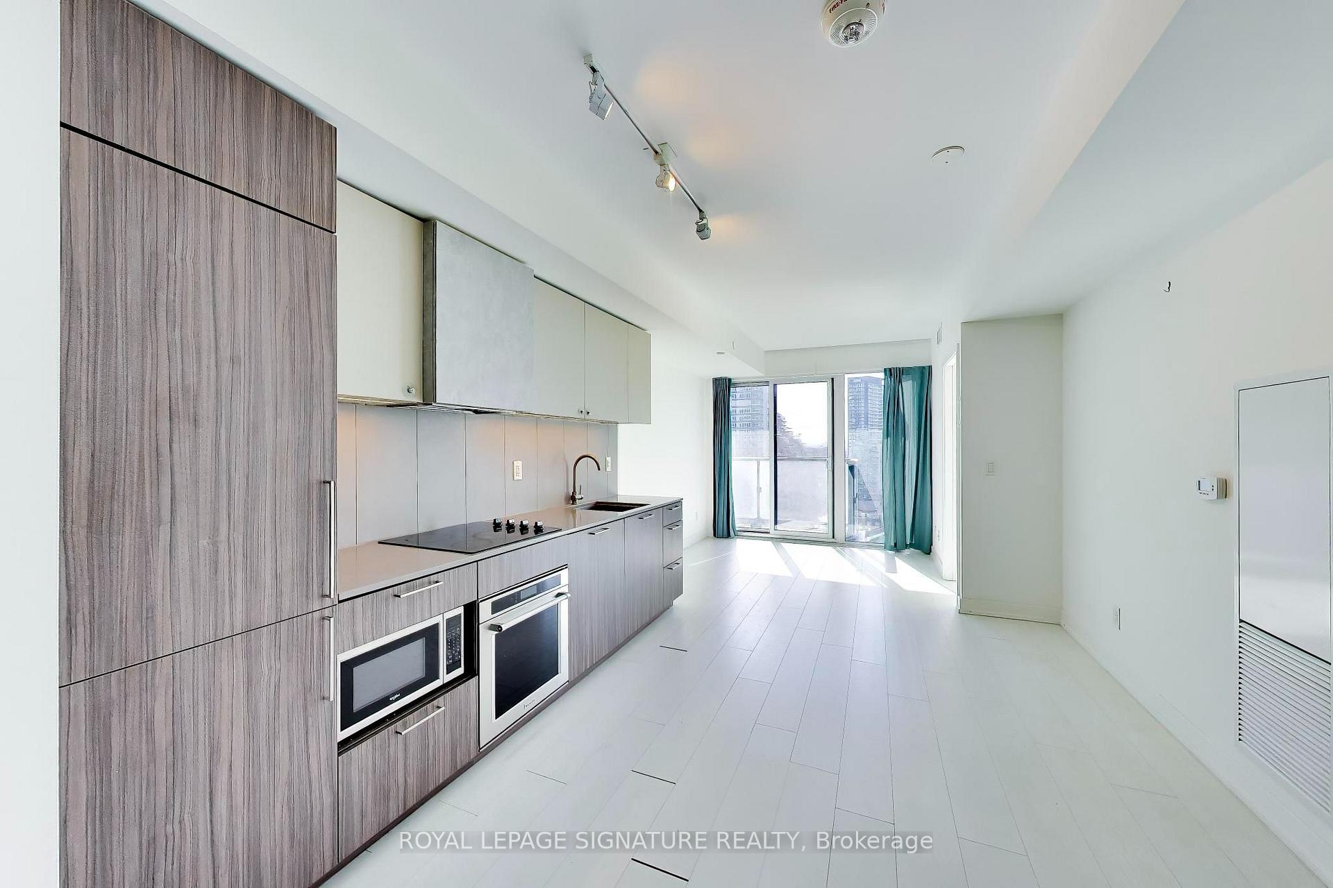 Photo 2 of Unit 1609, 19 Western Battery Road, Toronto, Niagara — HOMEH