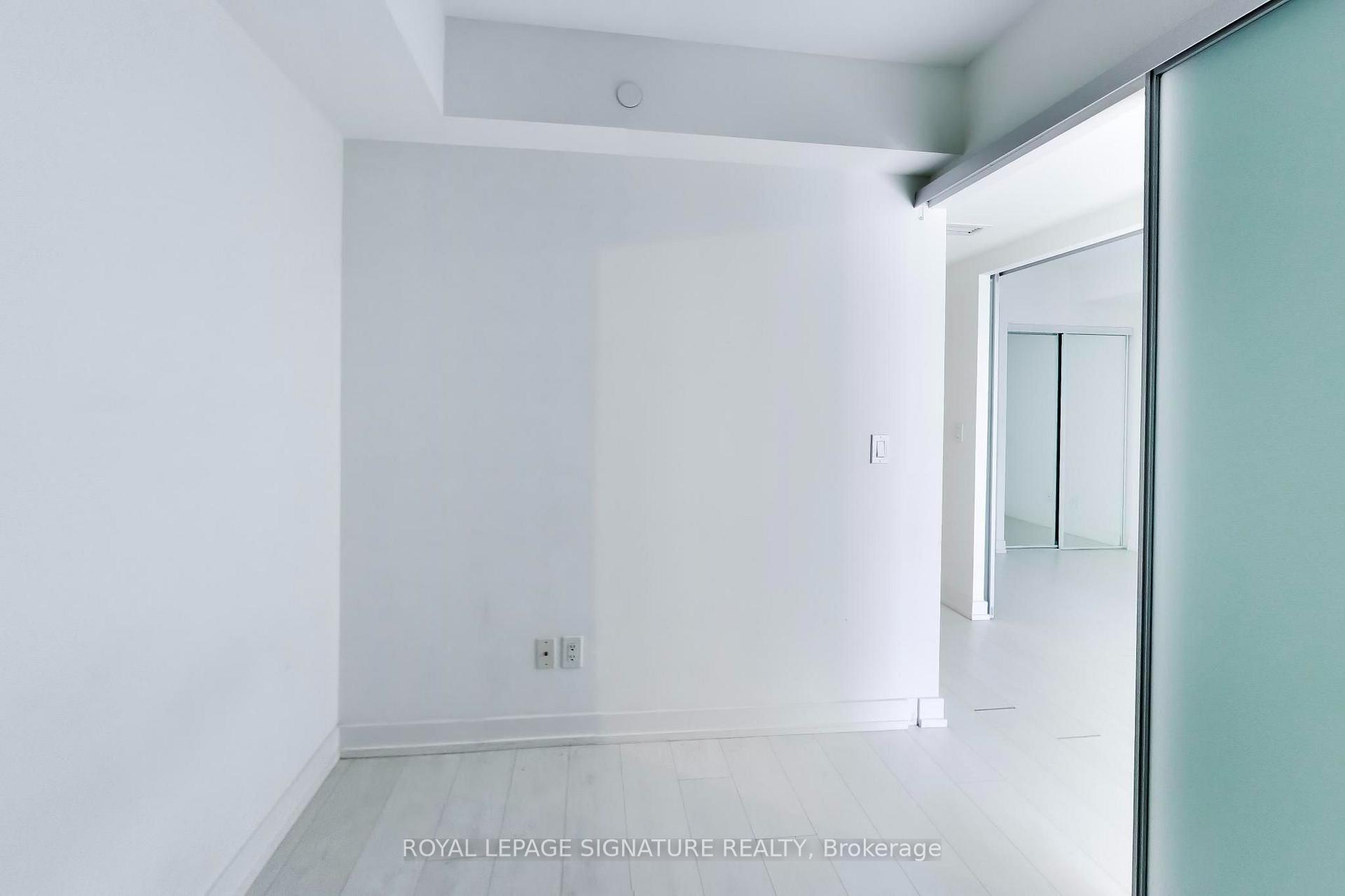 Photo 11 of Unit 1609, 19 Western Battery Road, Toronto, Niagara — HOMEH
