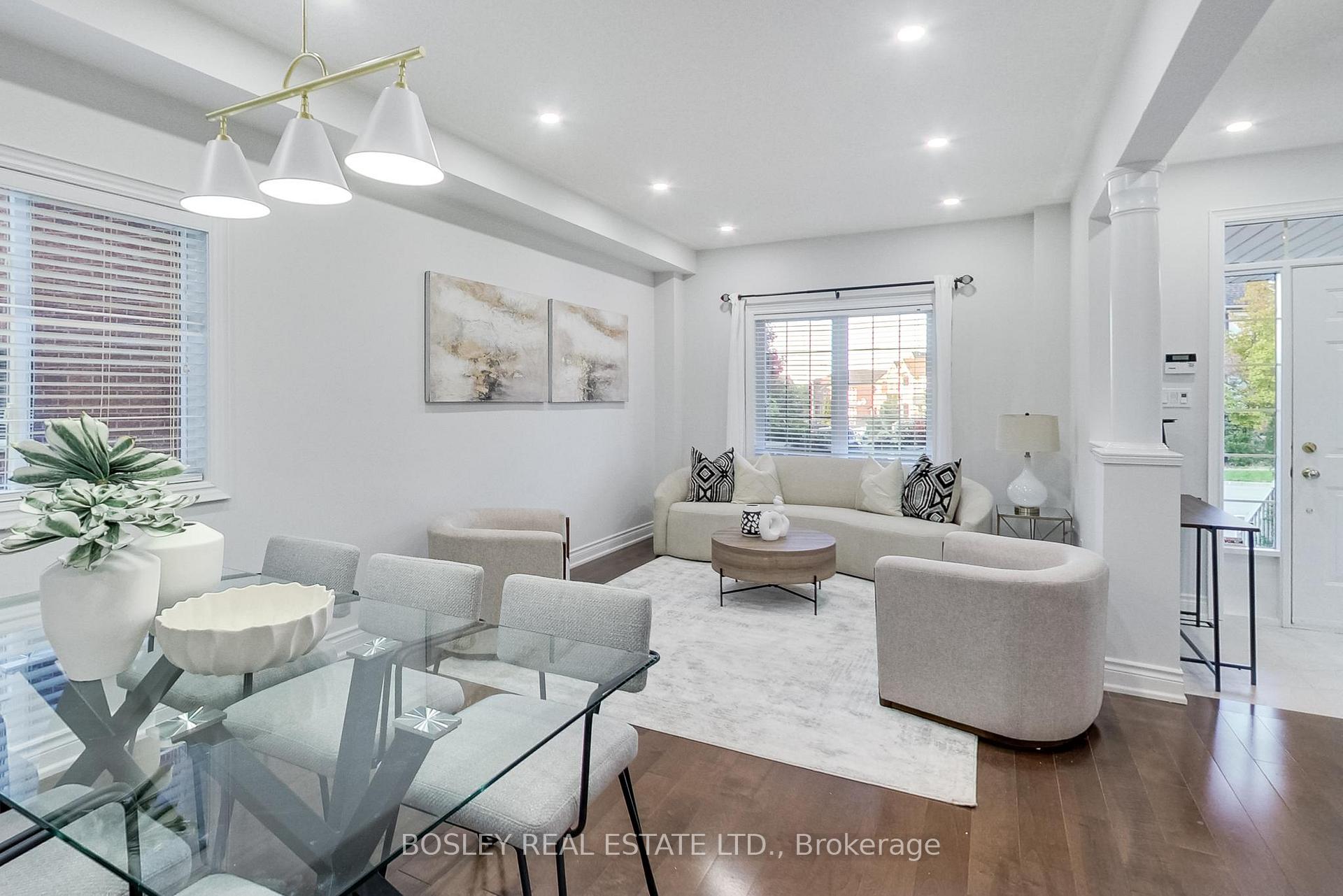 Photo 11 of 20 Trish Drive, Richmond Hill, Oak Ridges Lake Wilcox — HOMEH