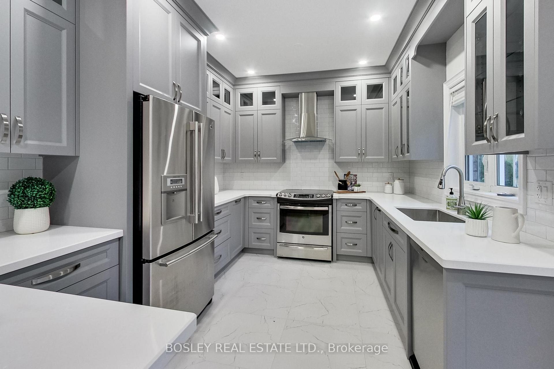 Photo 17 of 20 Trish Drive, Richmond Hill, Oak Ridges Lake Wilcox — HOMEH