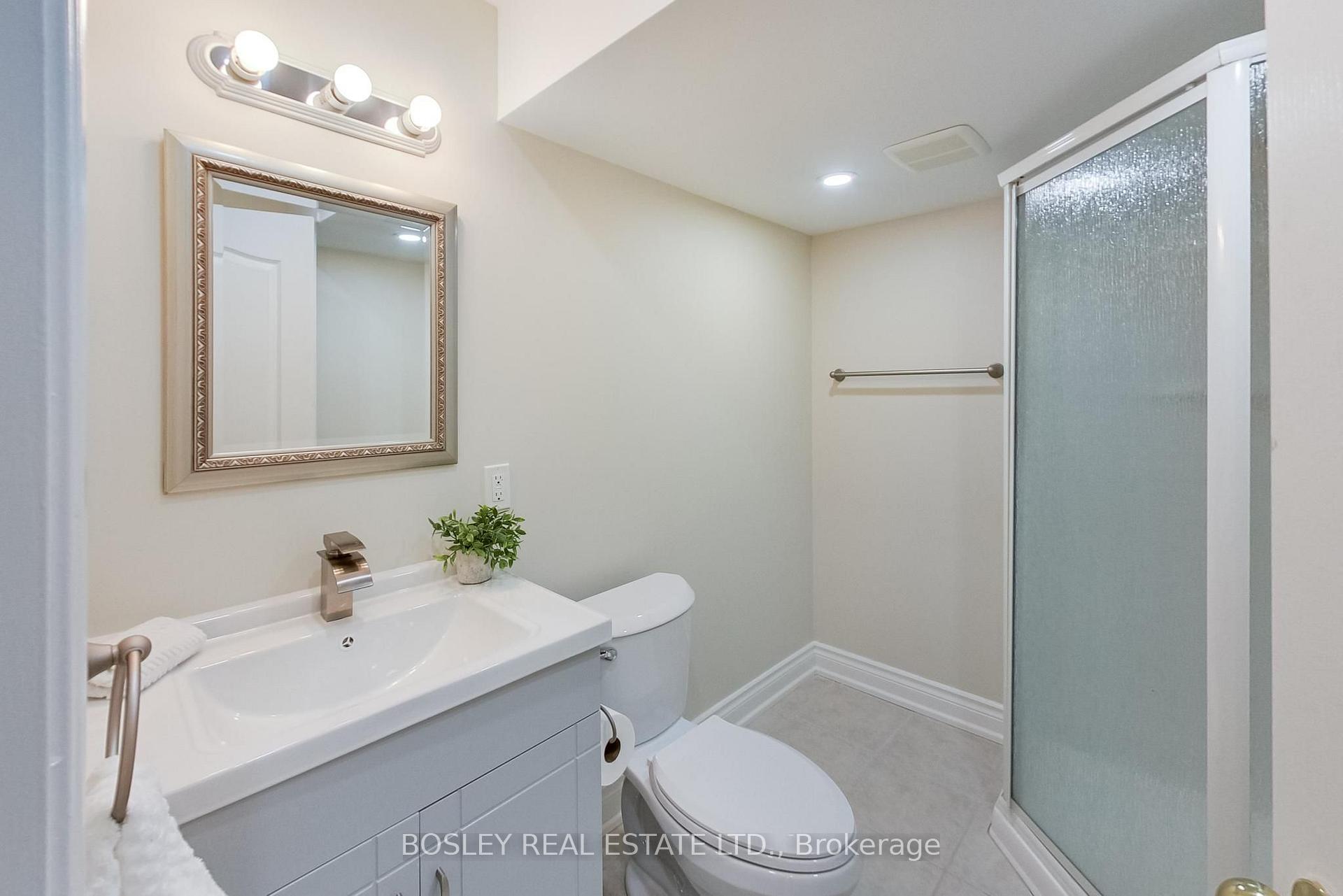 Photo 32 of 20 Trish Drive, Richmond Hill, Oak Ridges Lake Wilcox — HOMEH