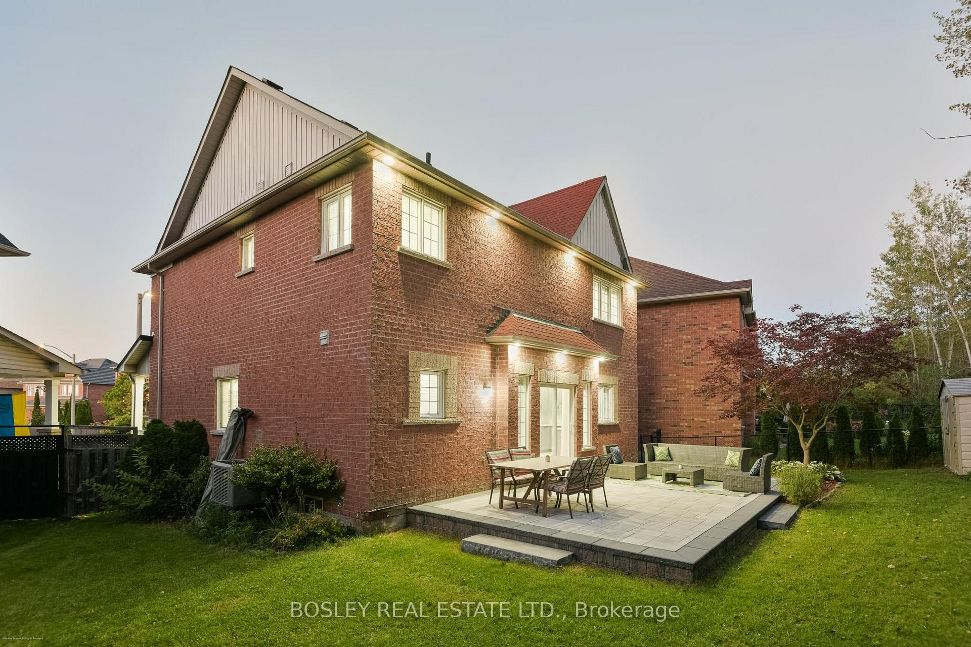 Photo 43 of 20 Trish Drive, Richmond Hill, Oak Ridges Lake Wilcox — HOMEH