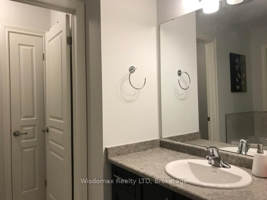 Photo 14 of 15 Winterberry Boulevard, Thorold, Confederation Heights — HOMEH