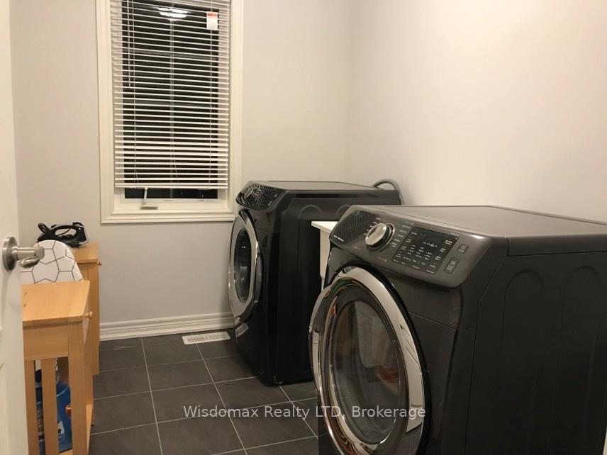 Photo 16 of 15 Winterberry Boulevard, Thorold, Confederation Heights — HOMEH