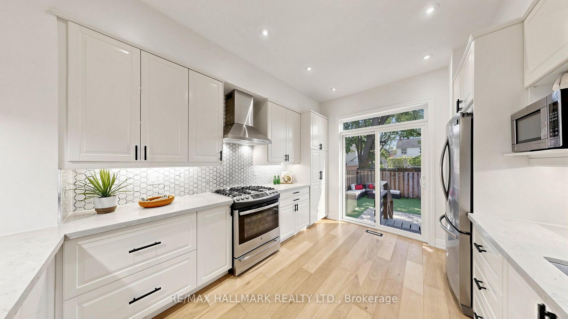 Photo 15 of 82 Caroline Avenue, Toronto, South Riverdale — HOMEH