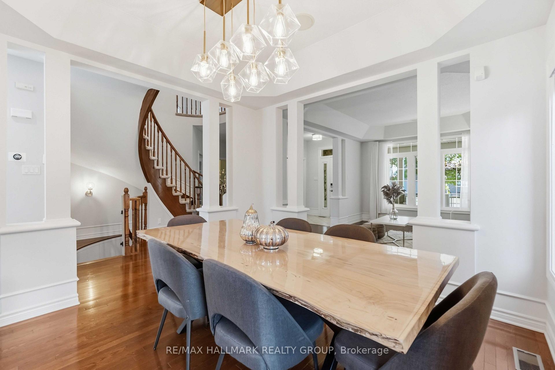 Photo 15 of 212 Janet Way, Ottawa, Notting Hill/Summerside — HOMEH
