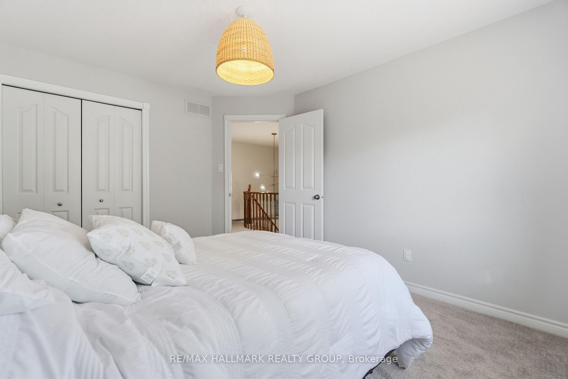 Photo 35 of 212 Janet Way, Ottawa, Notting Hill/Summerside — HOMEH
