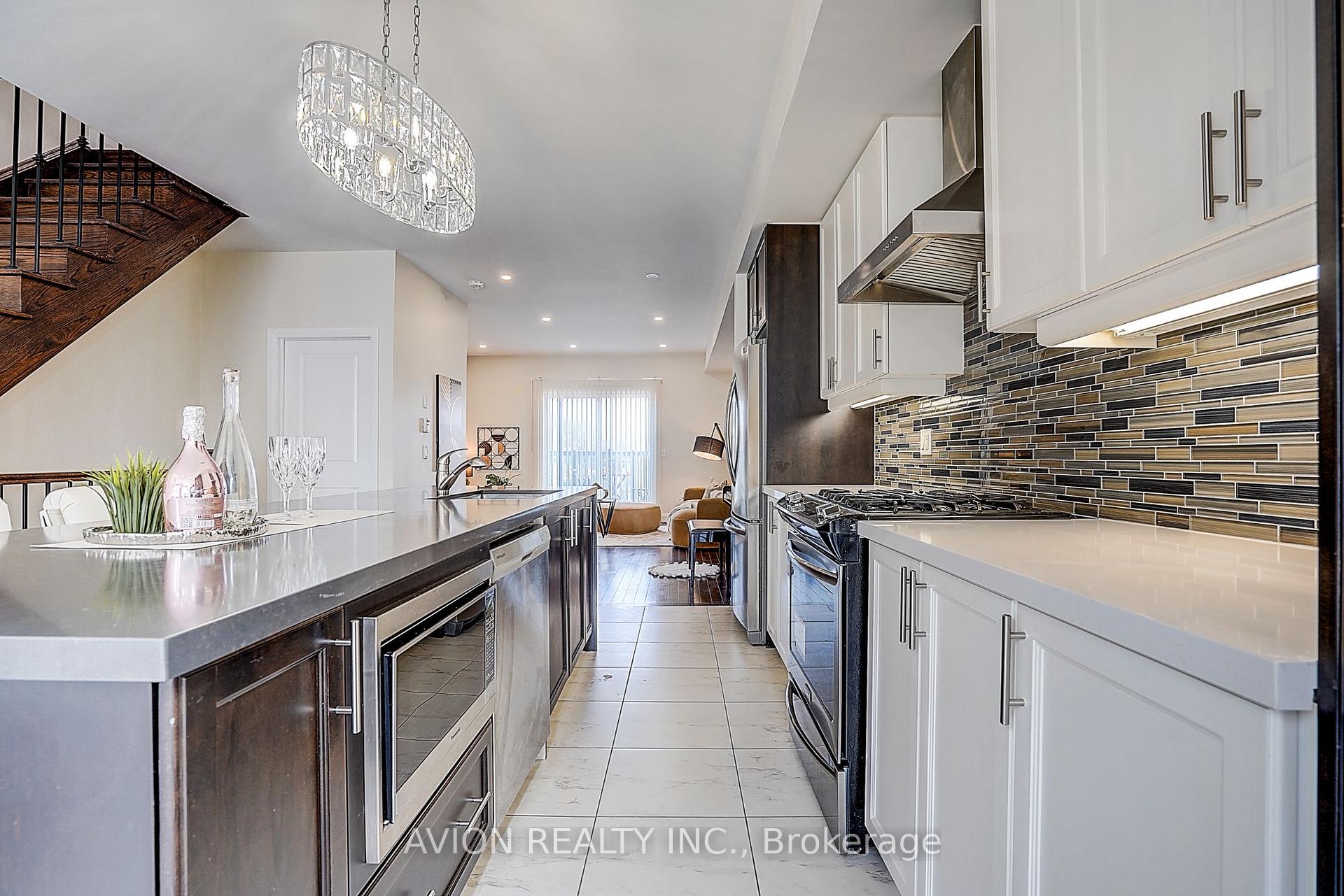 Photo 19 of 32 Mcgurran Lane, Richmond Hill, Doncrest — HOMEH