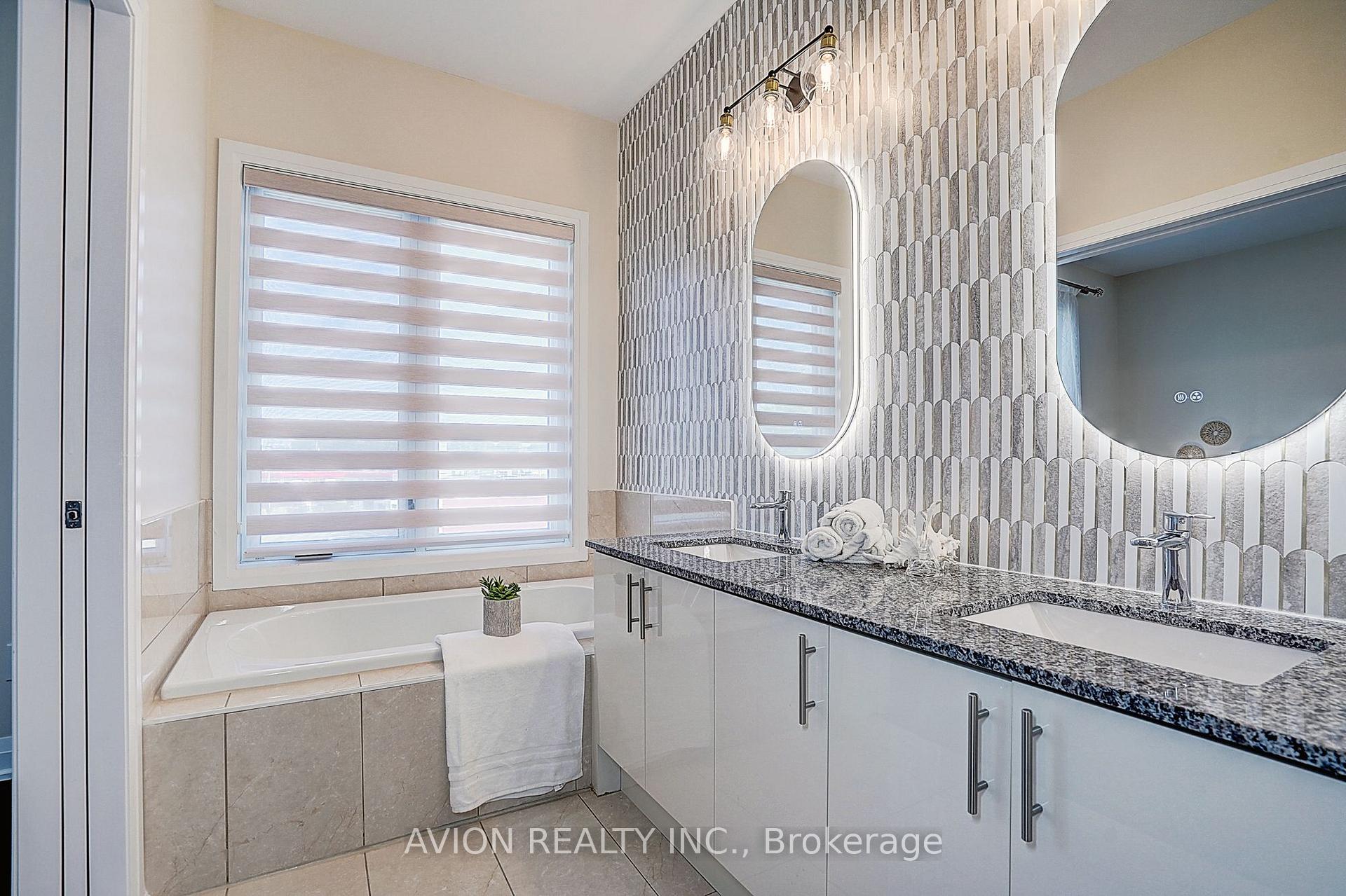 Photo 41 of 32 Mcgurran Lane, Richmond Hill, Doncrest — HOMEH