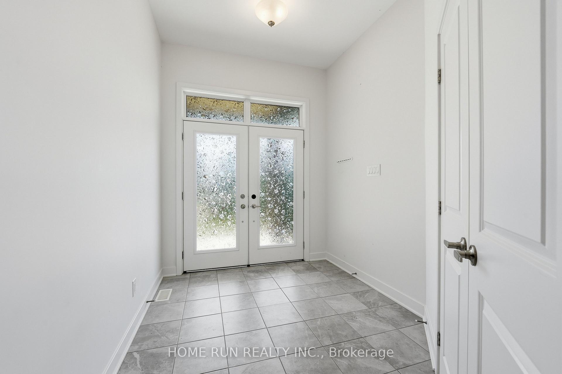 Photo 5 of 717 Octave Grove, Ottawa, Riverside South/Gloucester Glen — HOMEH