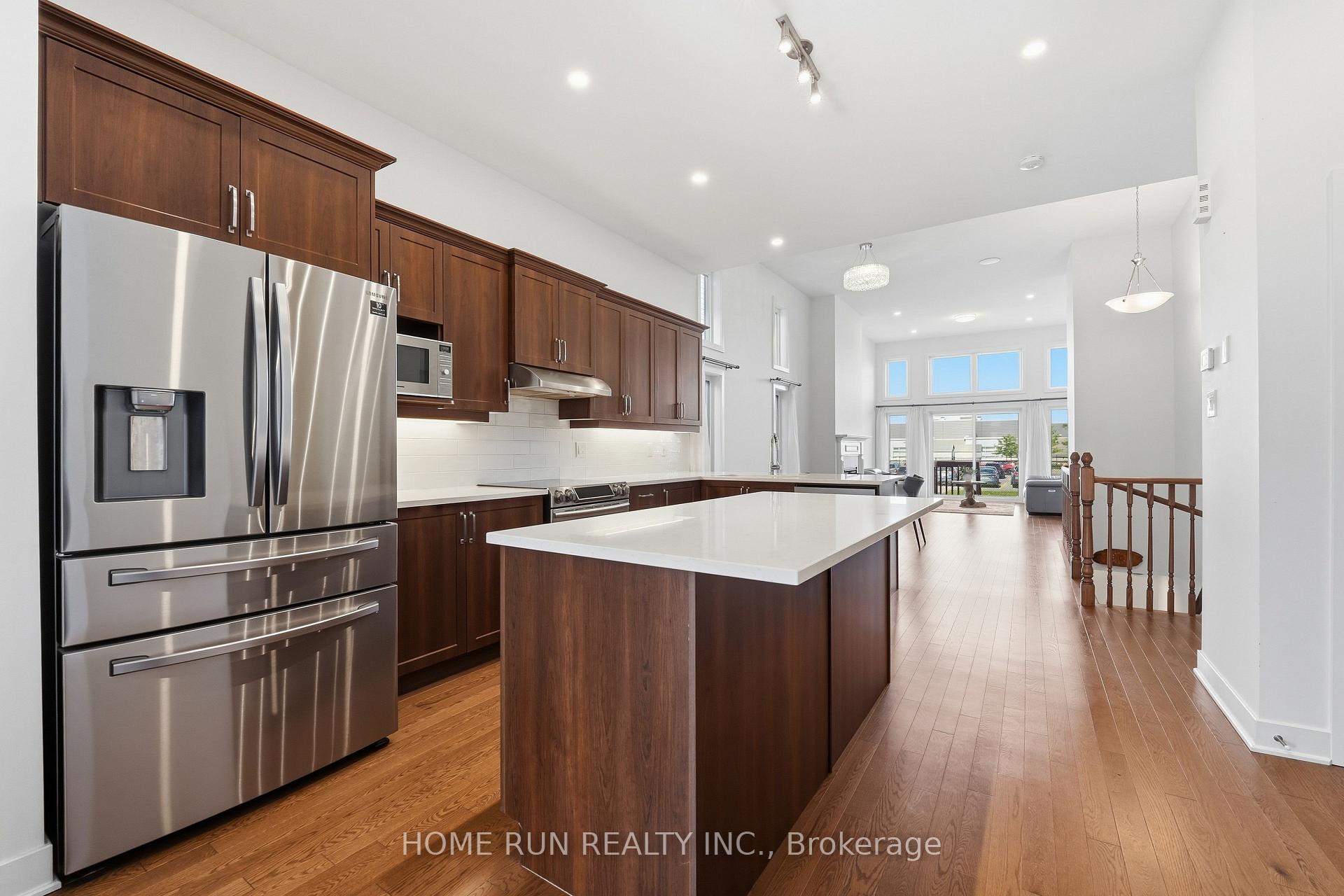Photo 6 of 717 Octave Grove, Ottawa, Riverside South/Gloucester Glen — HOMEH