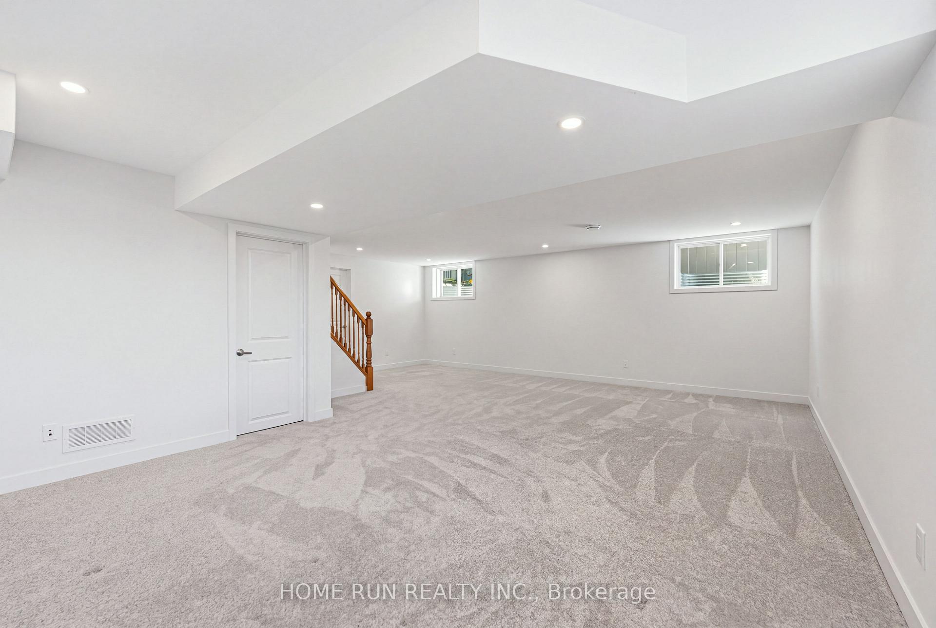 Photo 38 of 717 Octave Grove, Ottawa, Riverside South/Gloucester Glen — HOMEH