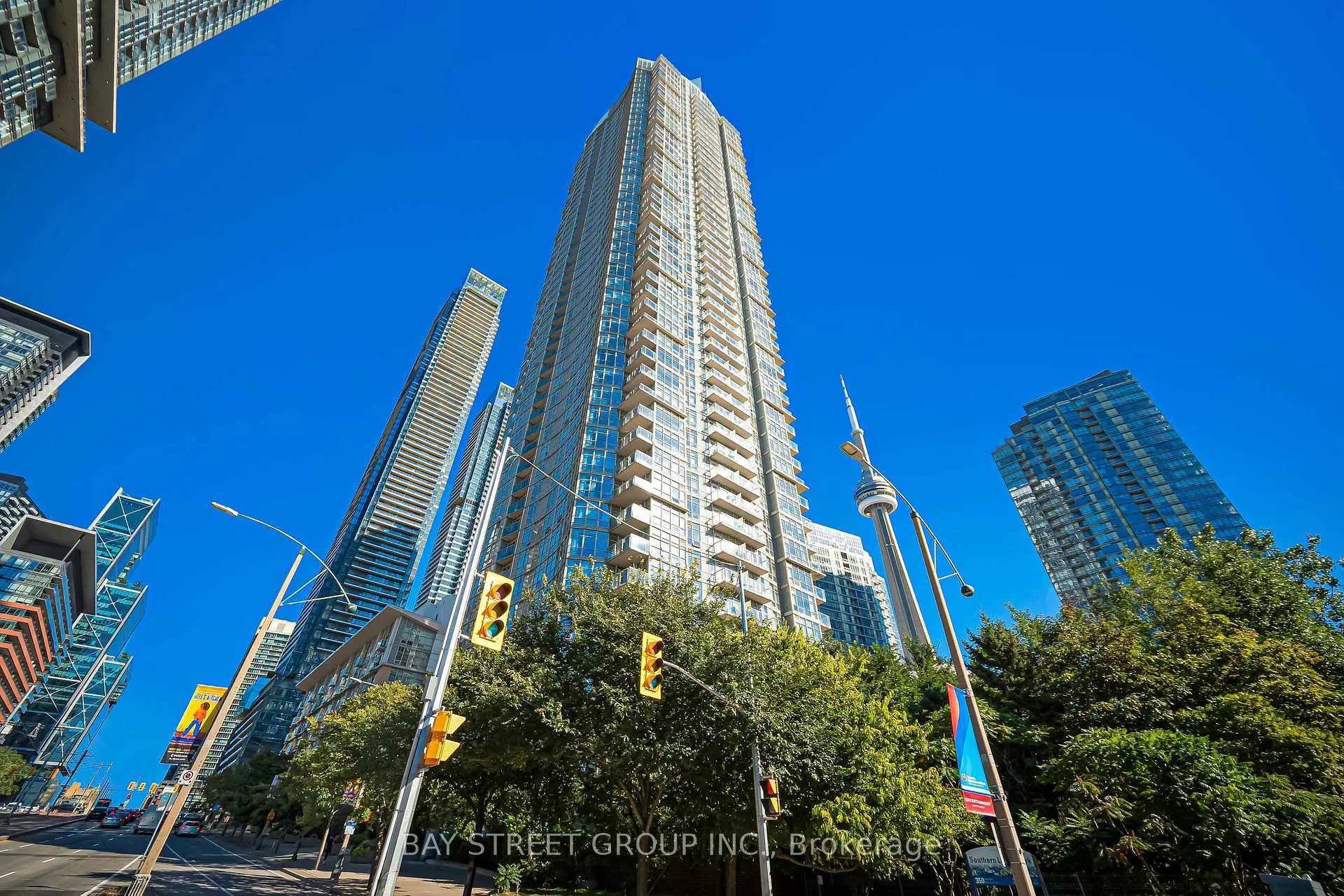 Photo 3 of Unit 3703, 35 Mariner Terrace, Toronto, Waterfront Communities — HOMEH