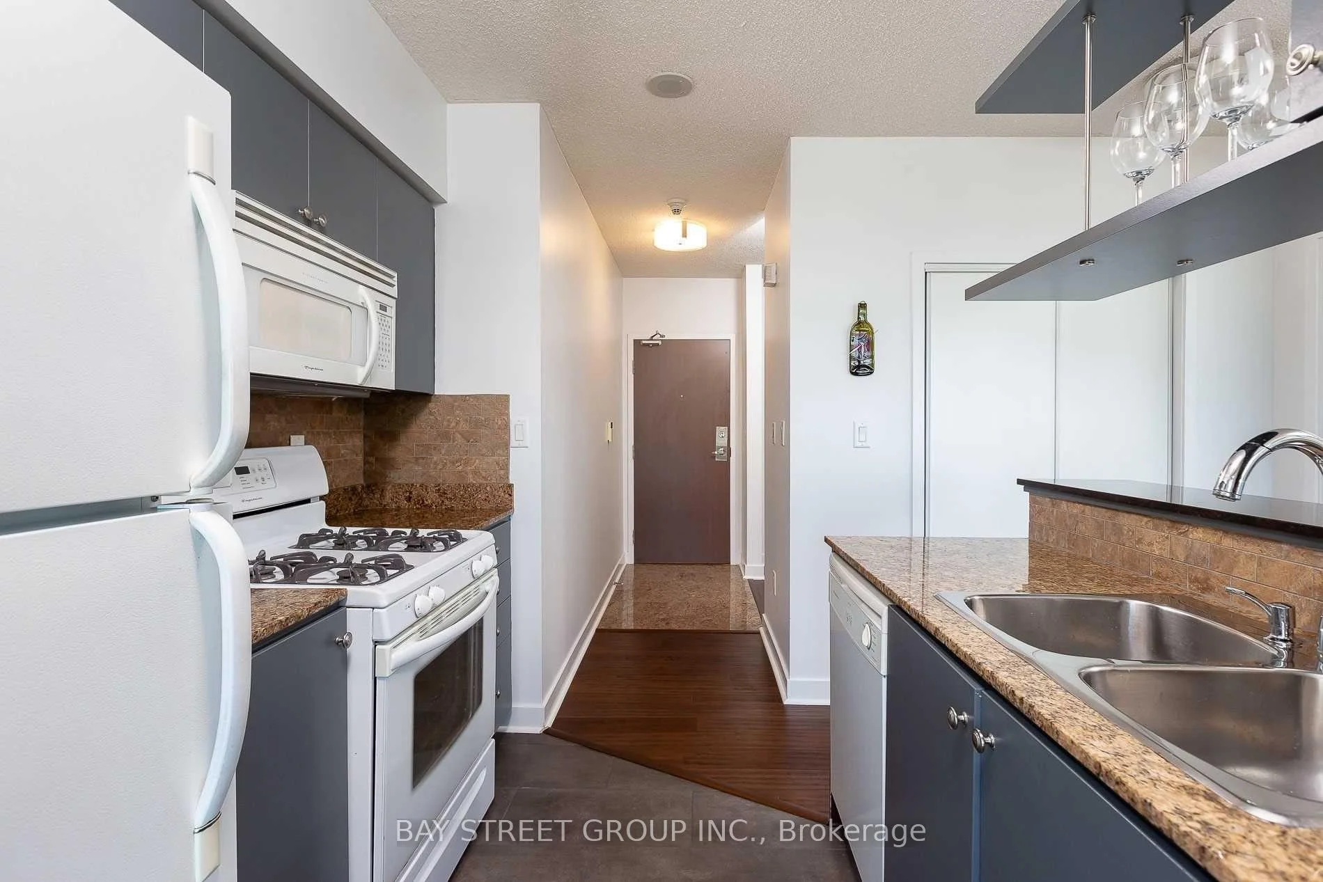 Photo 20 of Unit 3703, 35 Mariner Terrace, Toronto, Waterfront Communities — HOMEH