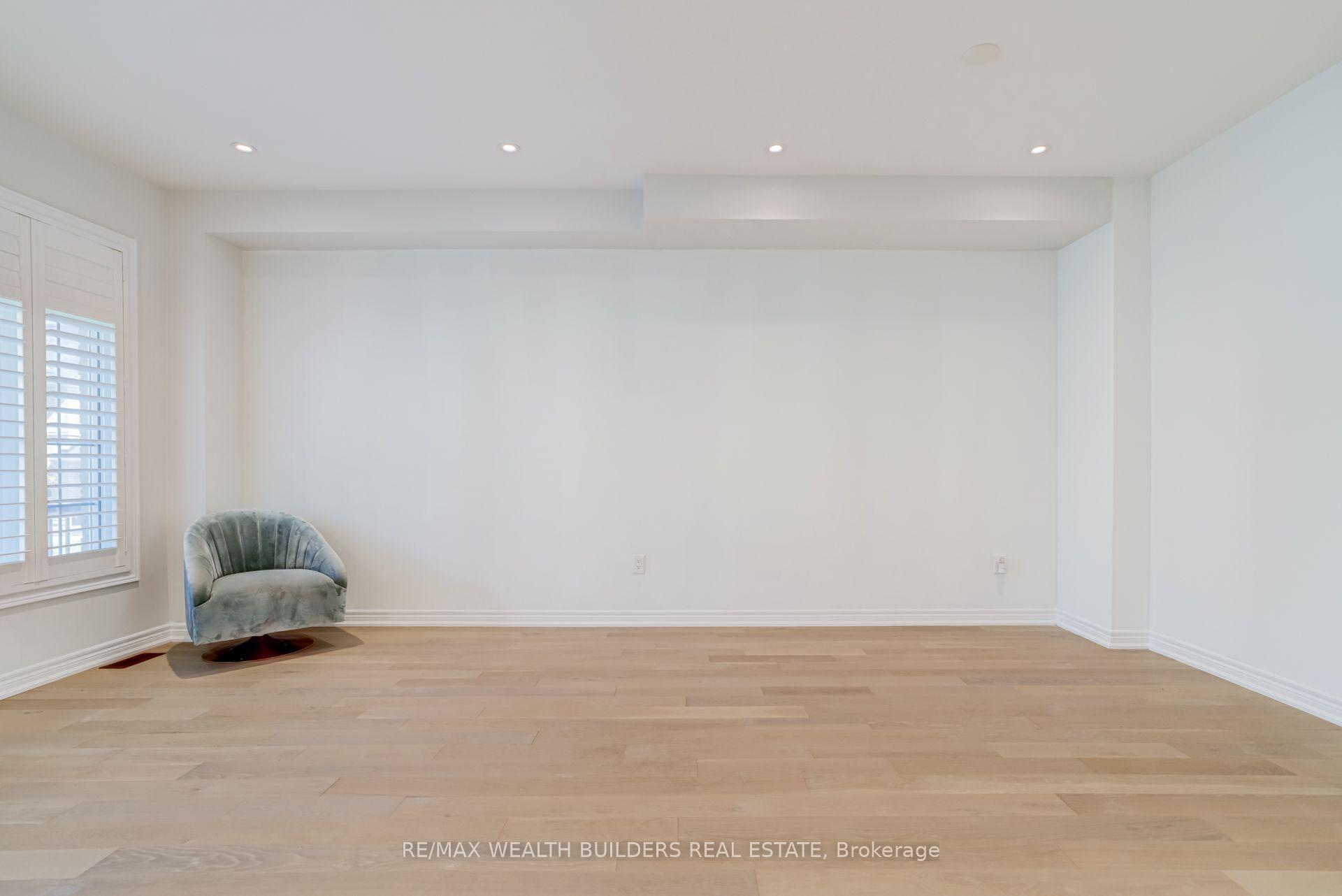 Photo 6 of 13 Waterleaf Road, Markham, Cornell — HOMEH