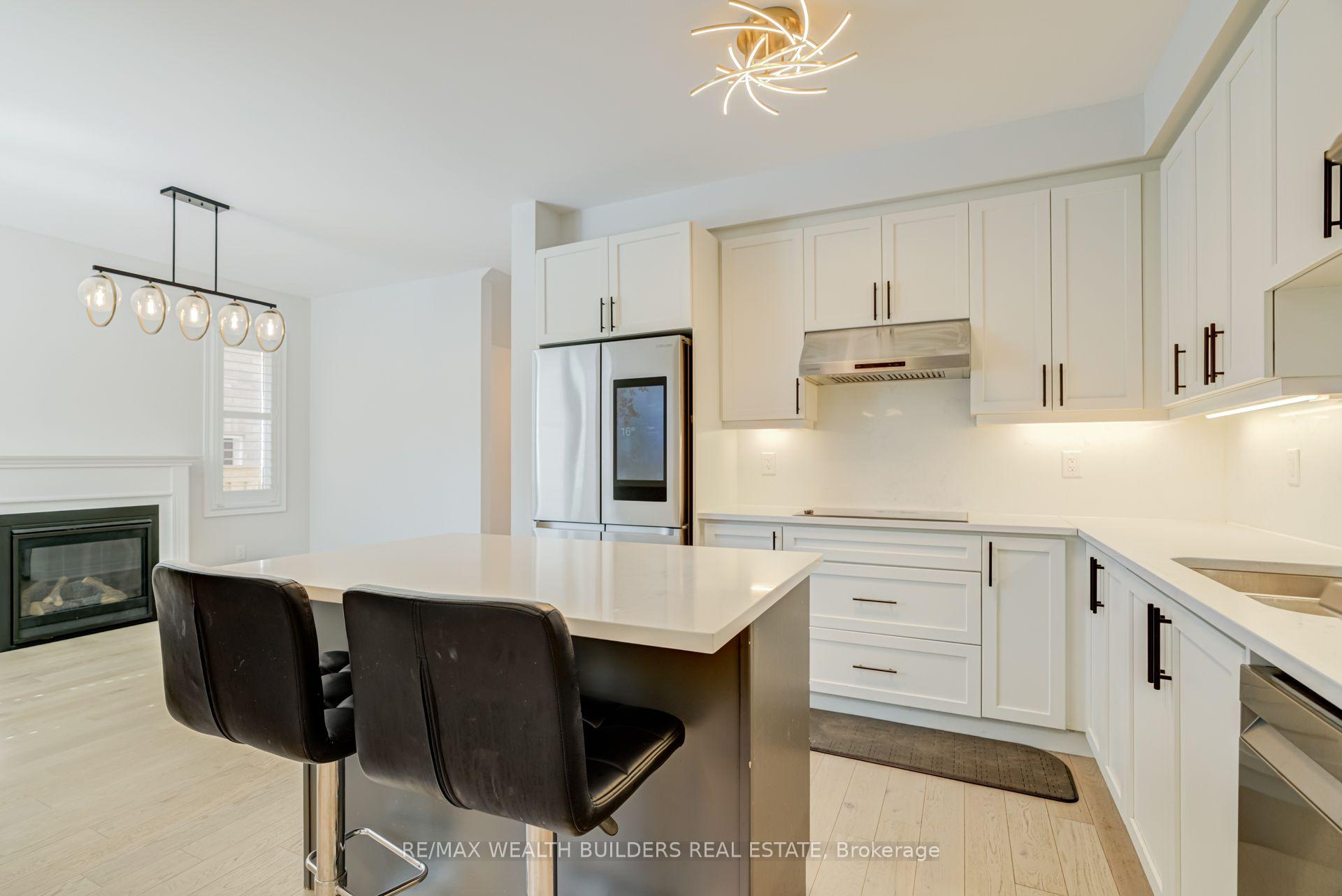 Photo 10 of 13 Waterleaf Road, Markham, Cornell — HOMEH
