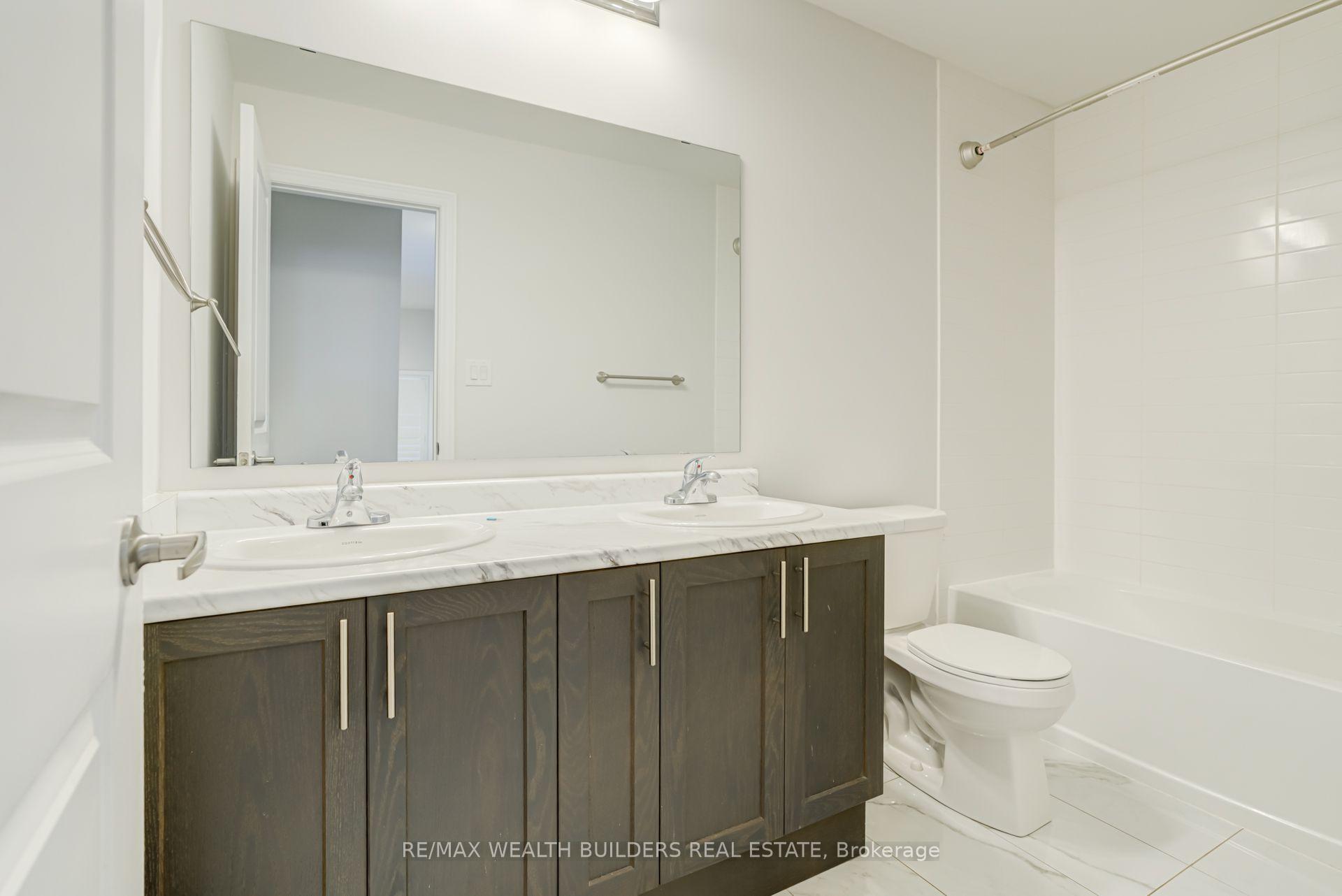 Photo 22 of 13 Waterleaf Road, Markham, Cornell — HOMEH