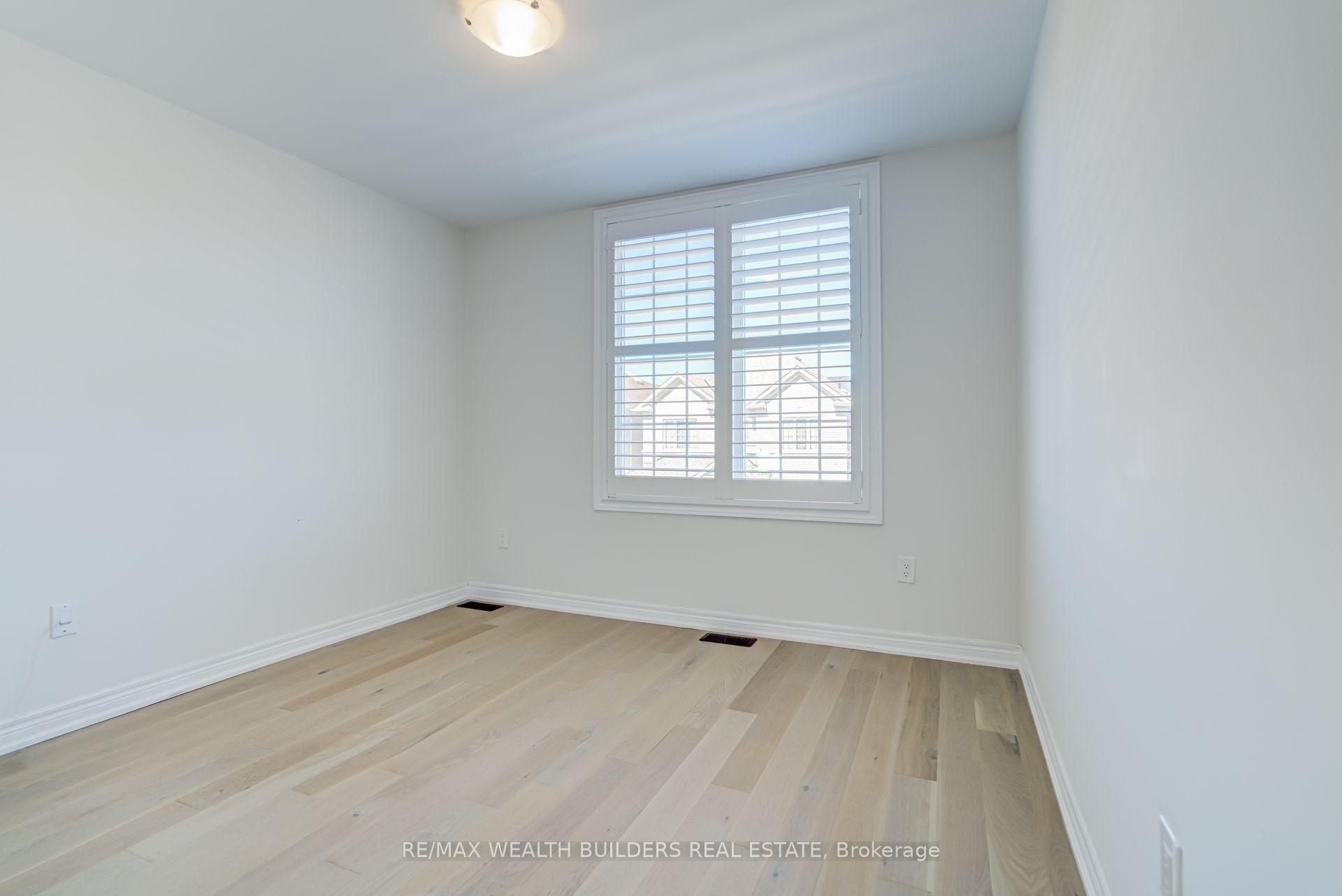 Photo 25 of 13 Waterleaf Road, Markham, Cornell — HOMEH
