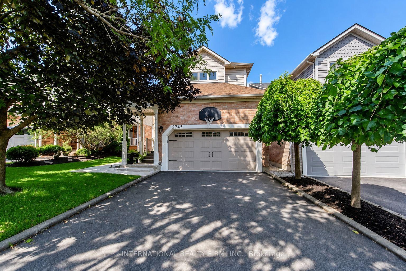 Front of 2745 Galleon Crescent