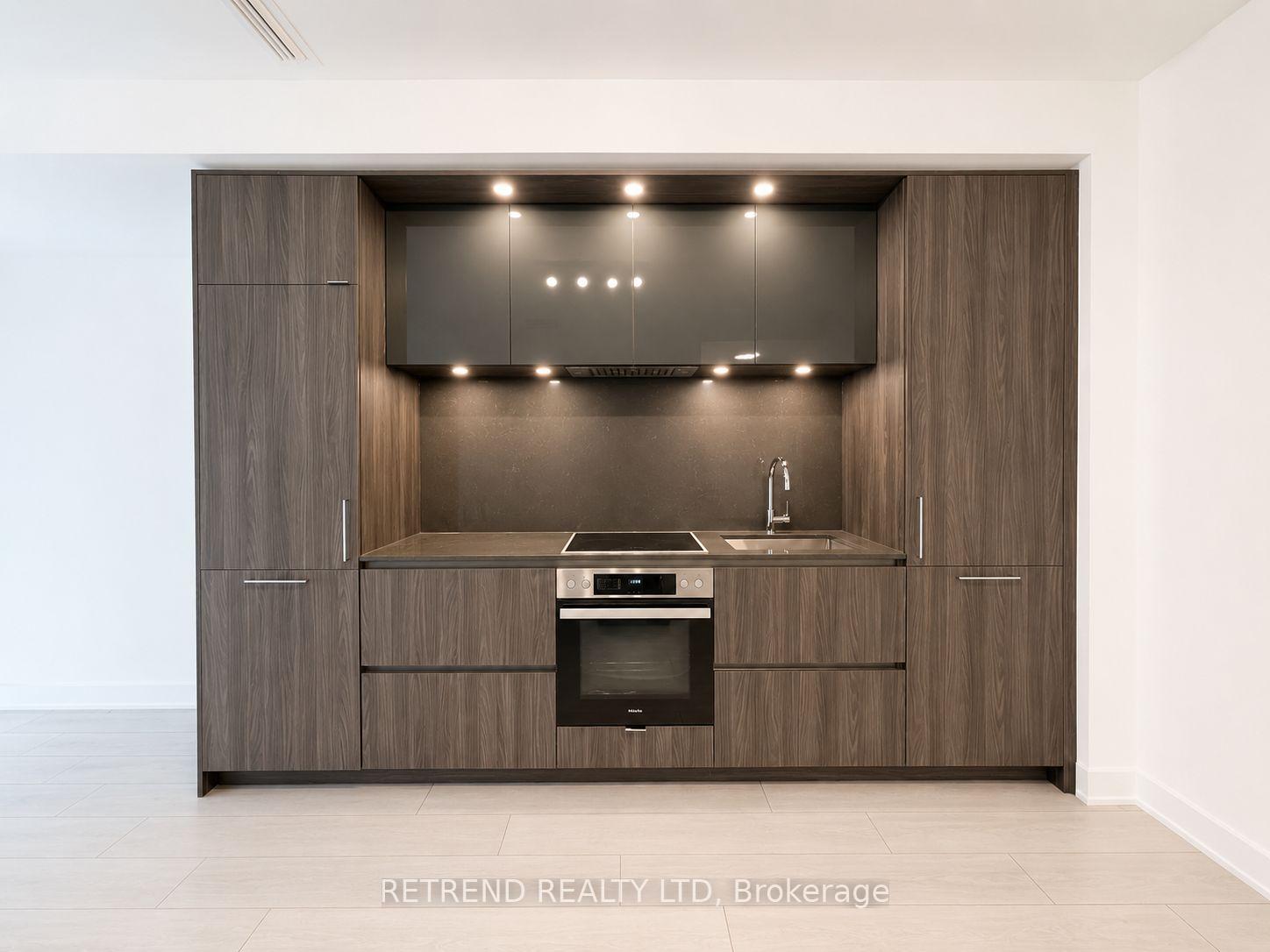 Photo 3 of Unit 721, 15 Mercer Street, Toronto, Waterfront Communities — HOMEH