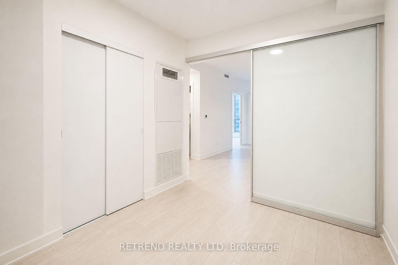 Photo 11 of Unit 721, 15 Mercer Street, Toronto, Waterfront Communities — HOMEH