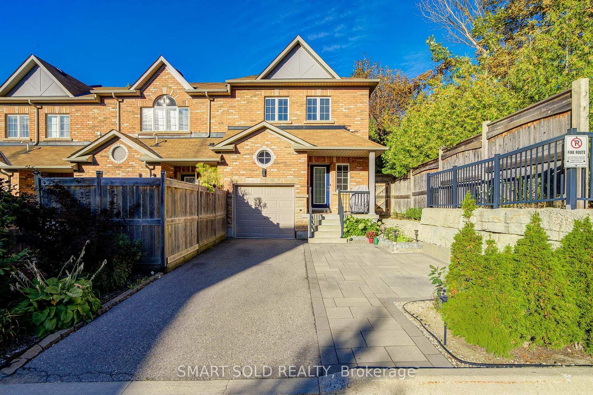 Photo of Unit 22, 8777 Dufferin Street