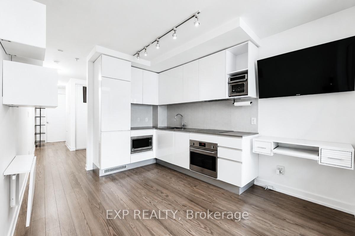 Photo of Unit 216, 377 Madison Avenue