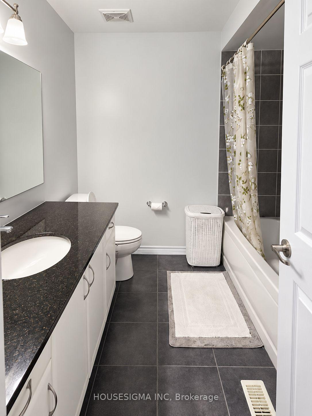 Photo 13 of 63 Tapadero Avenue, Ottawa, Kanata - Emerald Meadows/Trailwest — HOMEH