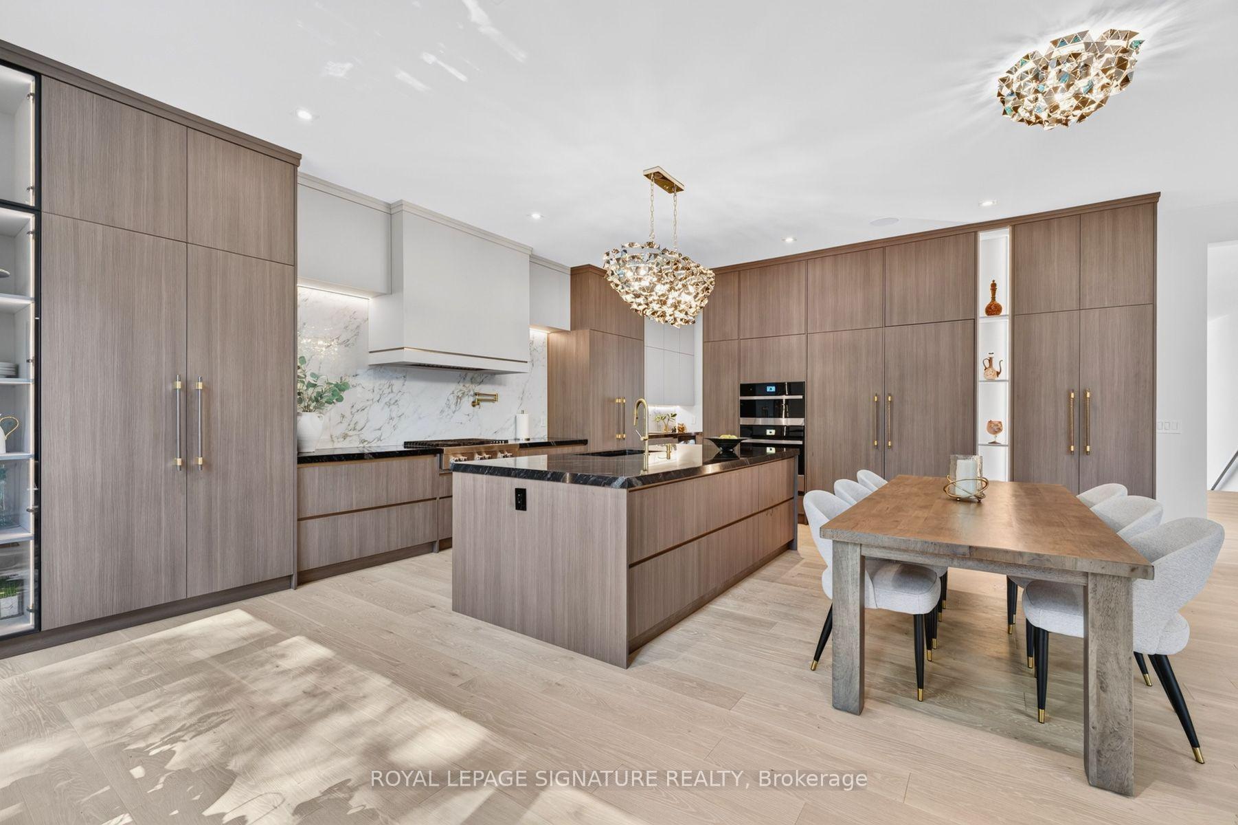 Photo 15 of 257 Lawrence Avenue E, North York, Bridle Path-Sunnybrook-York Mills — HOMEH