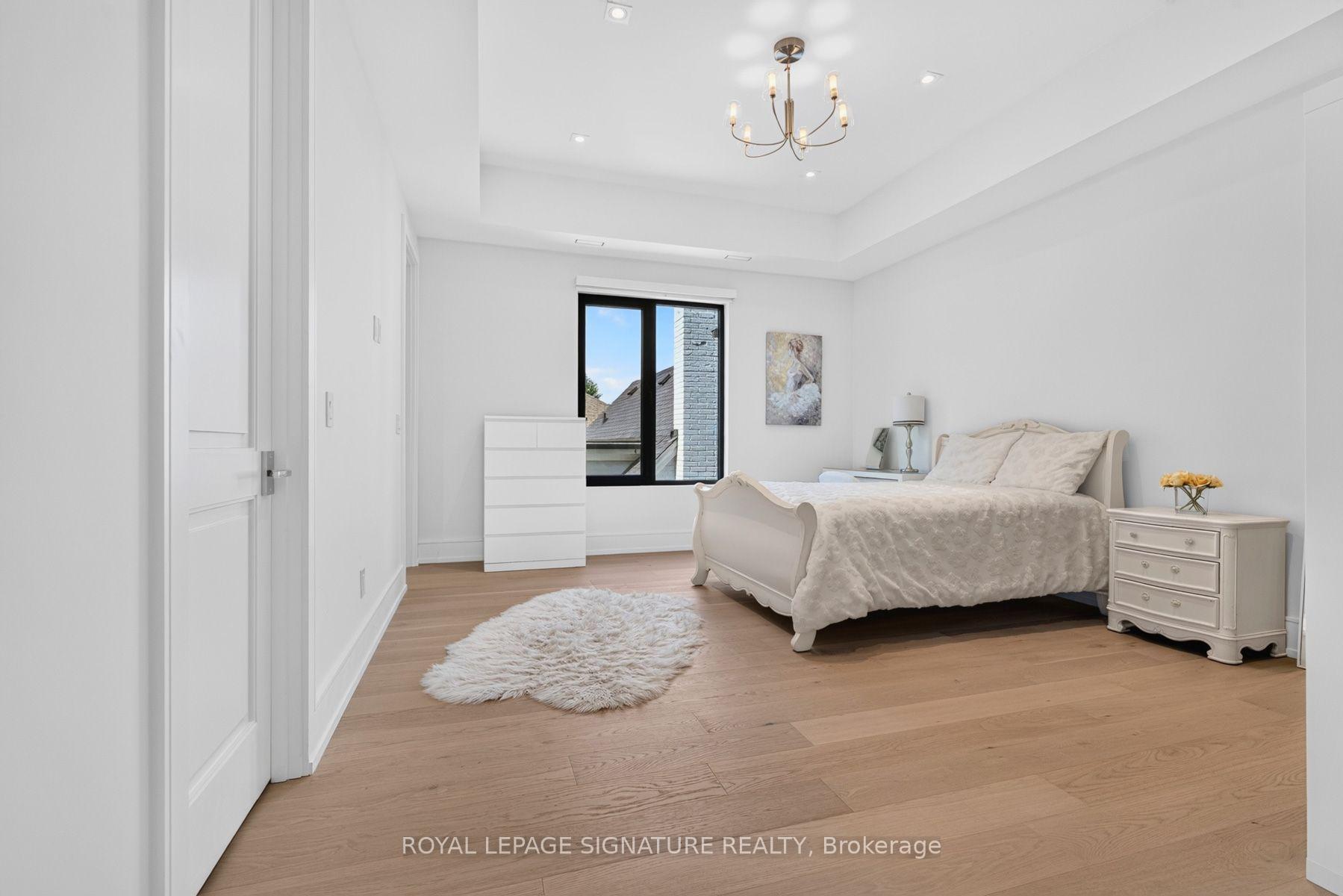Photo 25 of 257 Lawrence Avenue E, North York, Bridle Path-Sunnybrook-York Mills — HOMEH